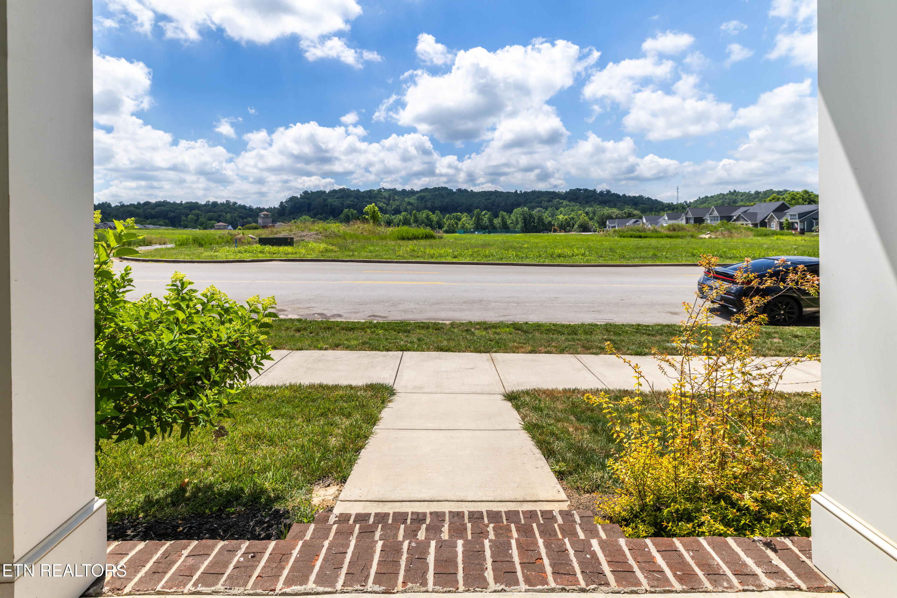 338 Broadberry Avenue Oak Ridge TN 37830