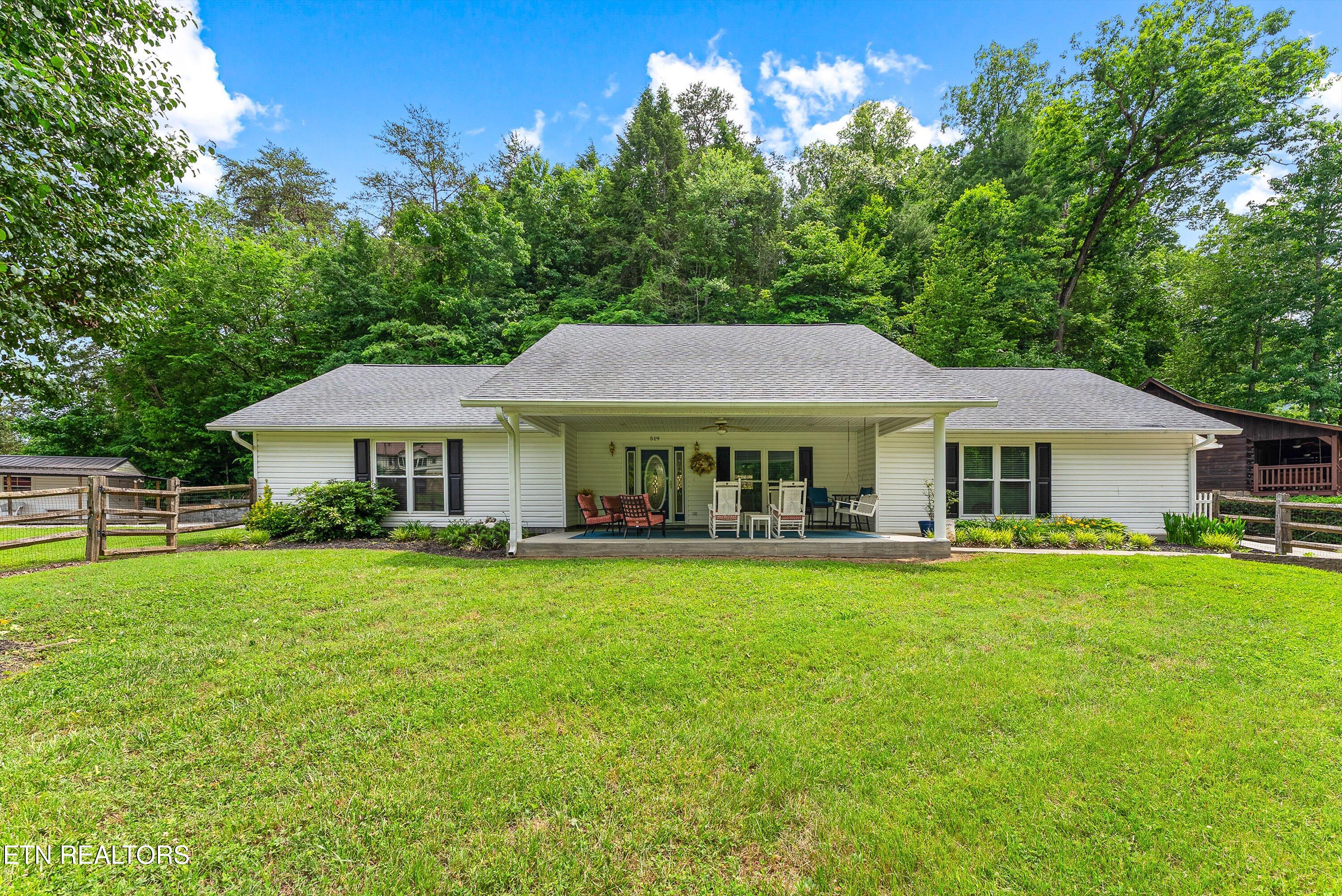519 Country Oaks Drive Pigeon Forge TN 37863