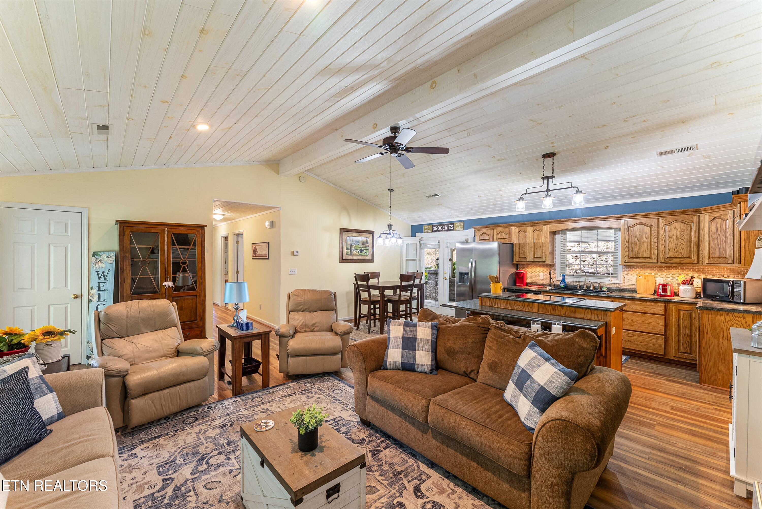519 Country Oaks Drive Pigeon Forge TN 37863