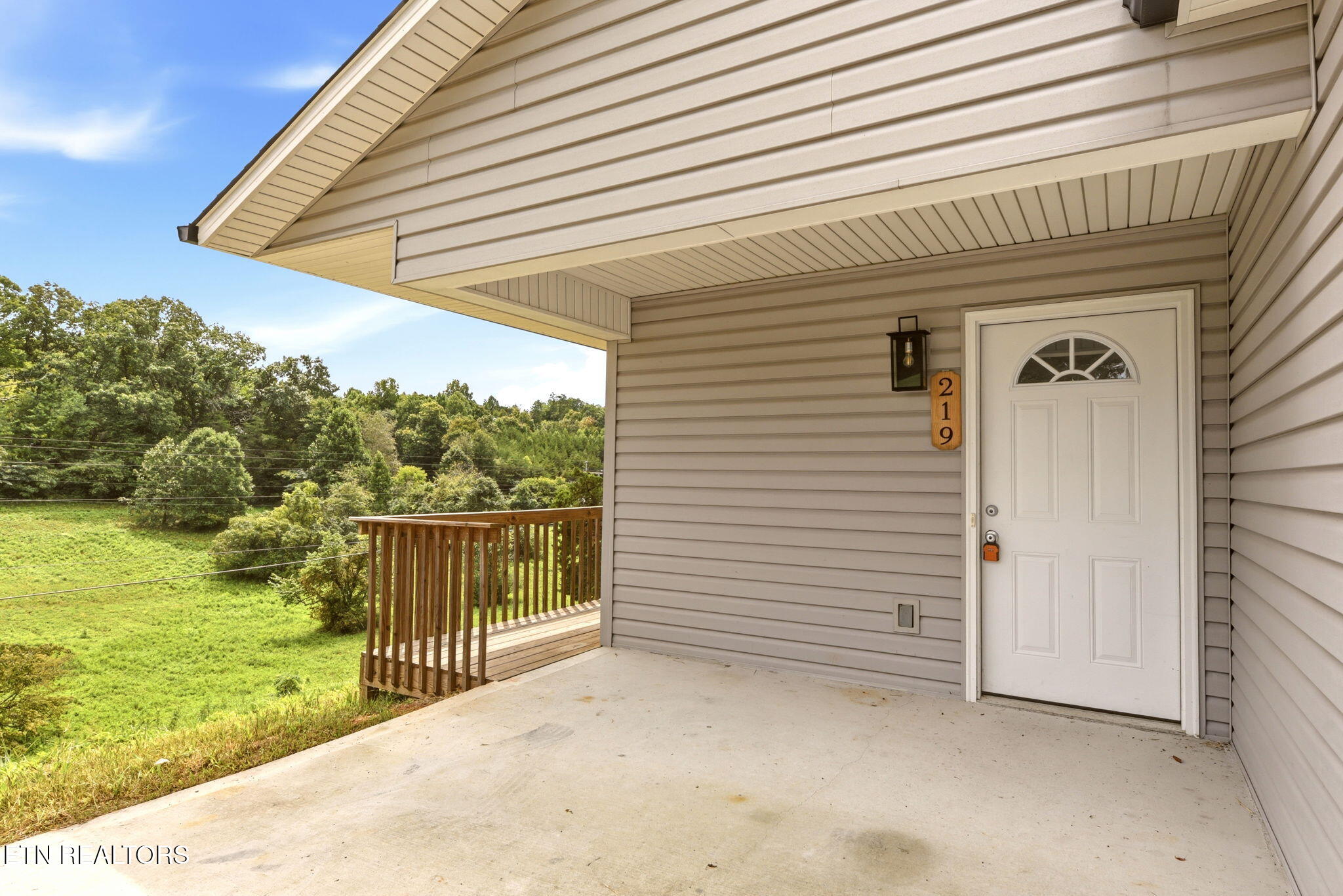 219 Offutt Road Clinton TN 37716
