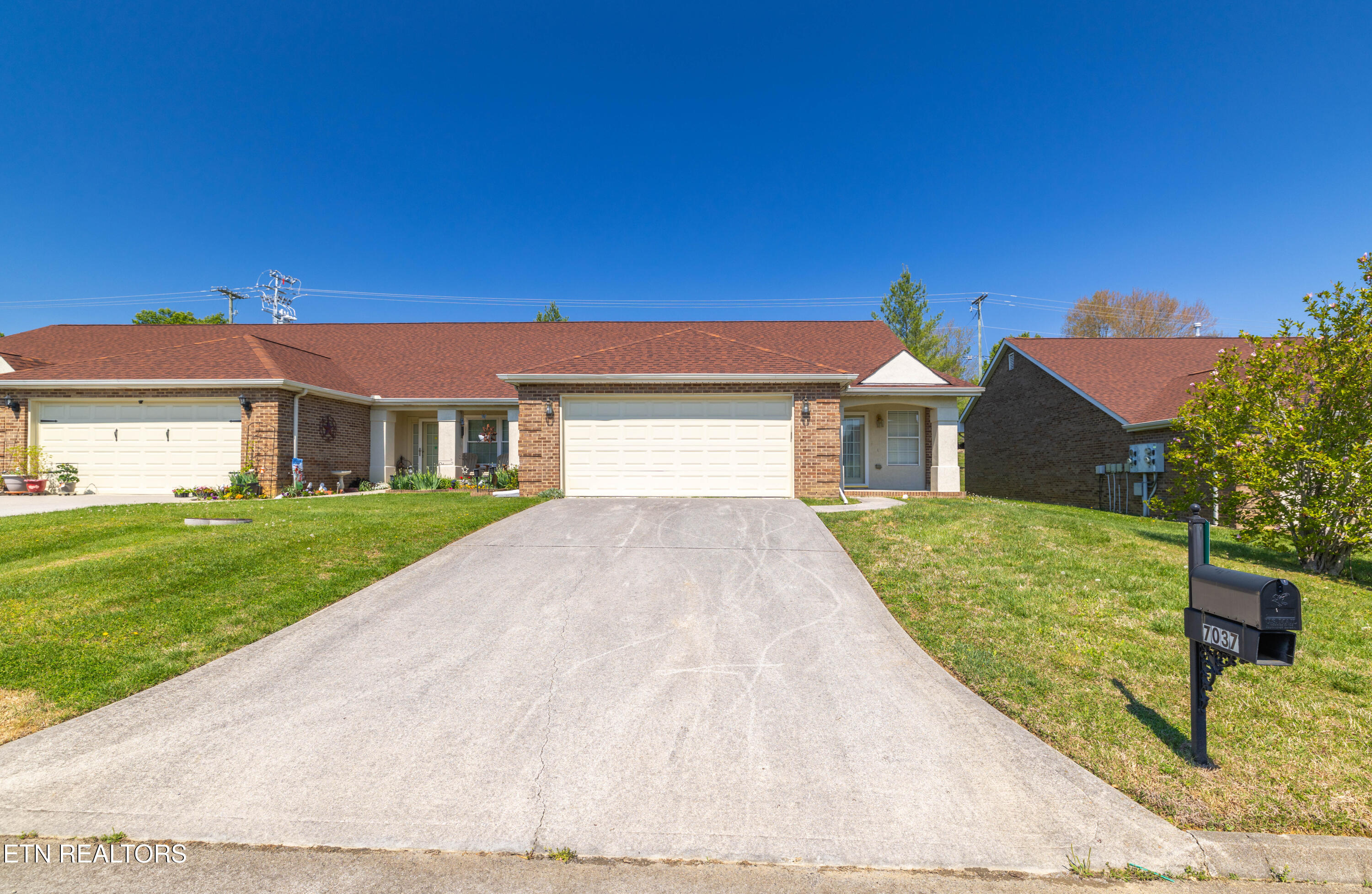 7037 Wakan Lane Corryton TN 37721