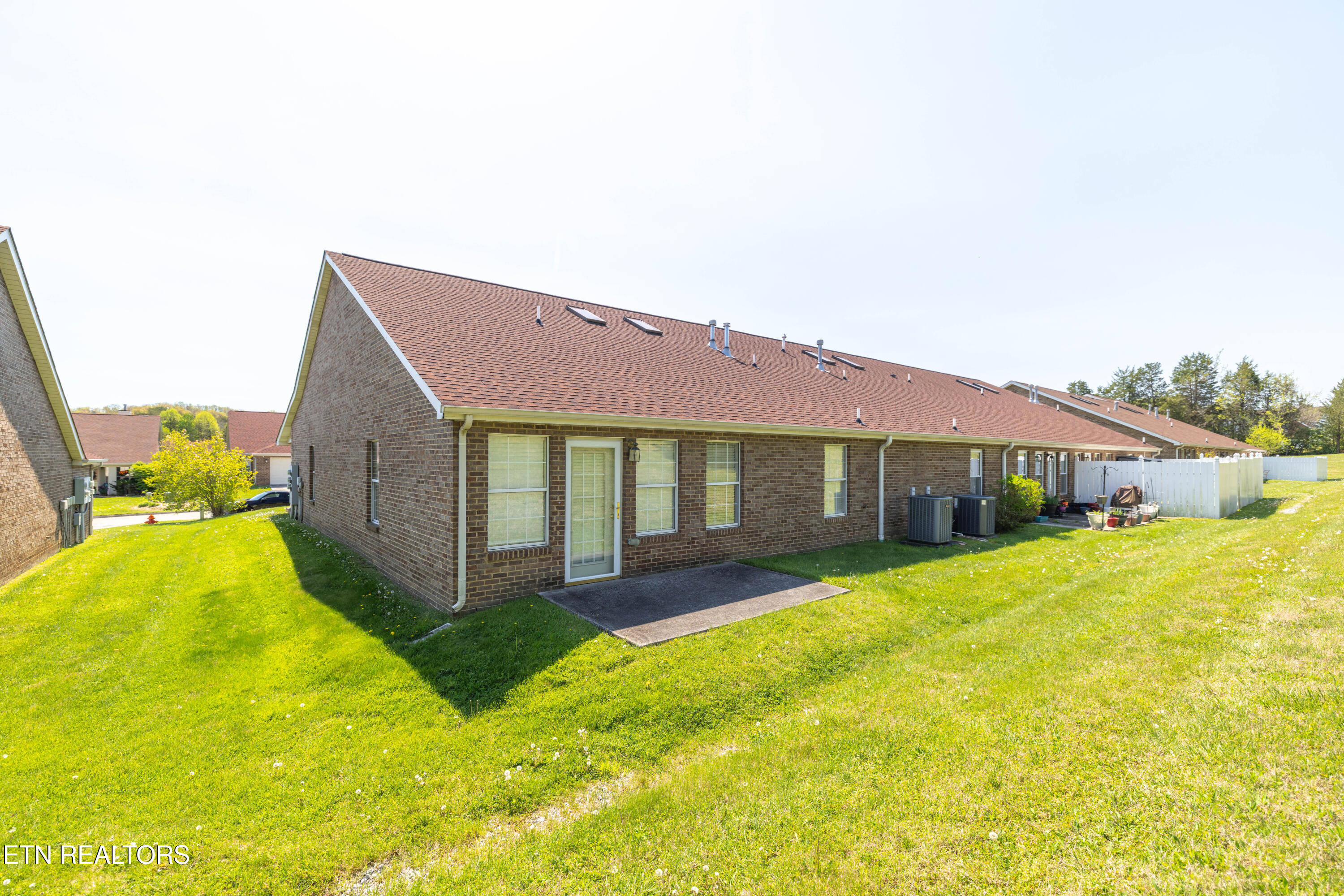 7037 Wakan Lane Corryton TN 37721
