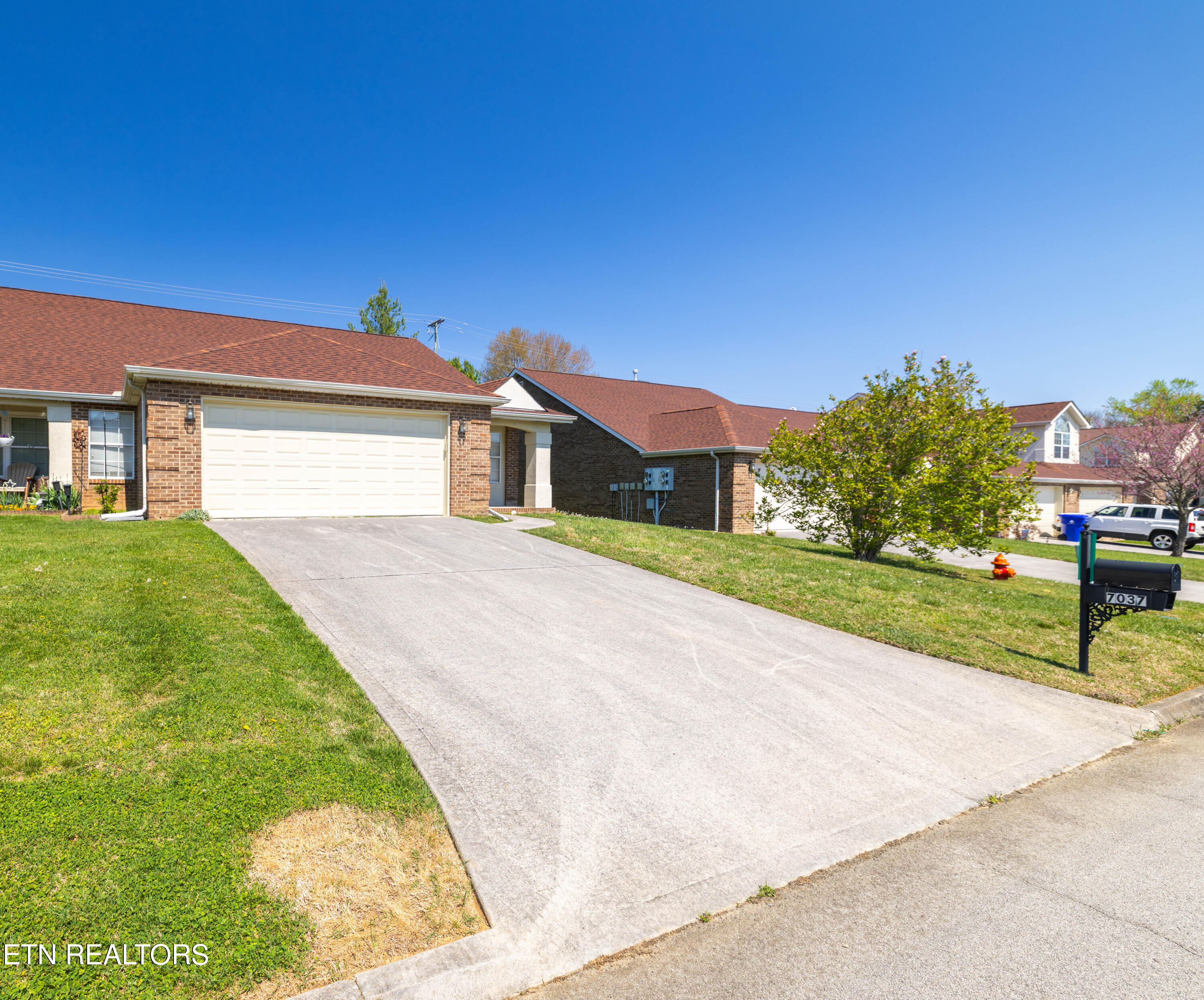 7037 Wakan Lane Corryton TN 37721