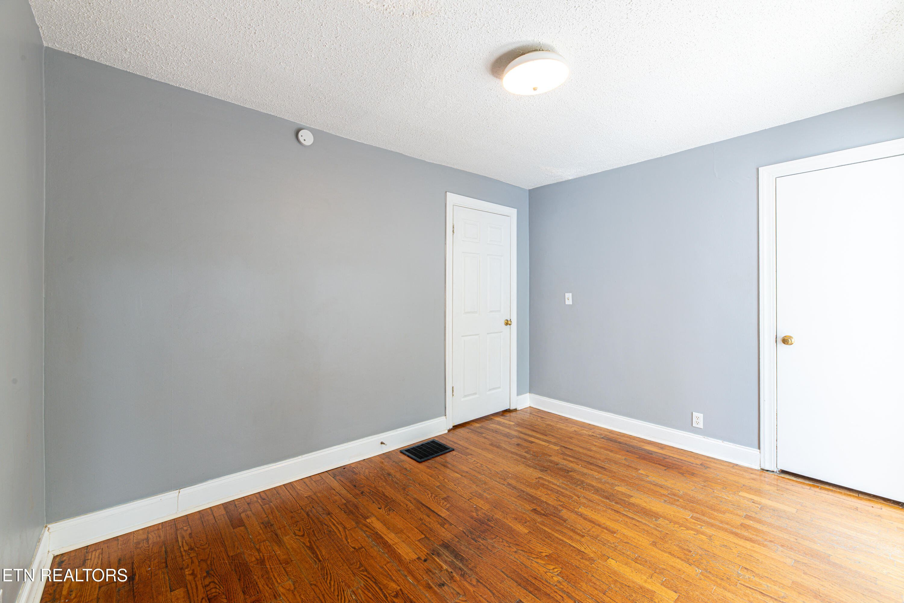 1314 Goldleaf Street Maryville TN 37801