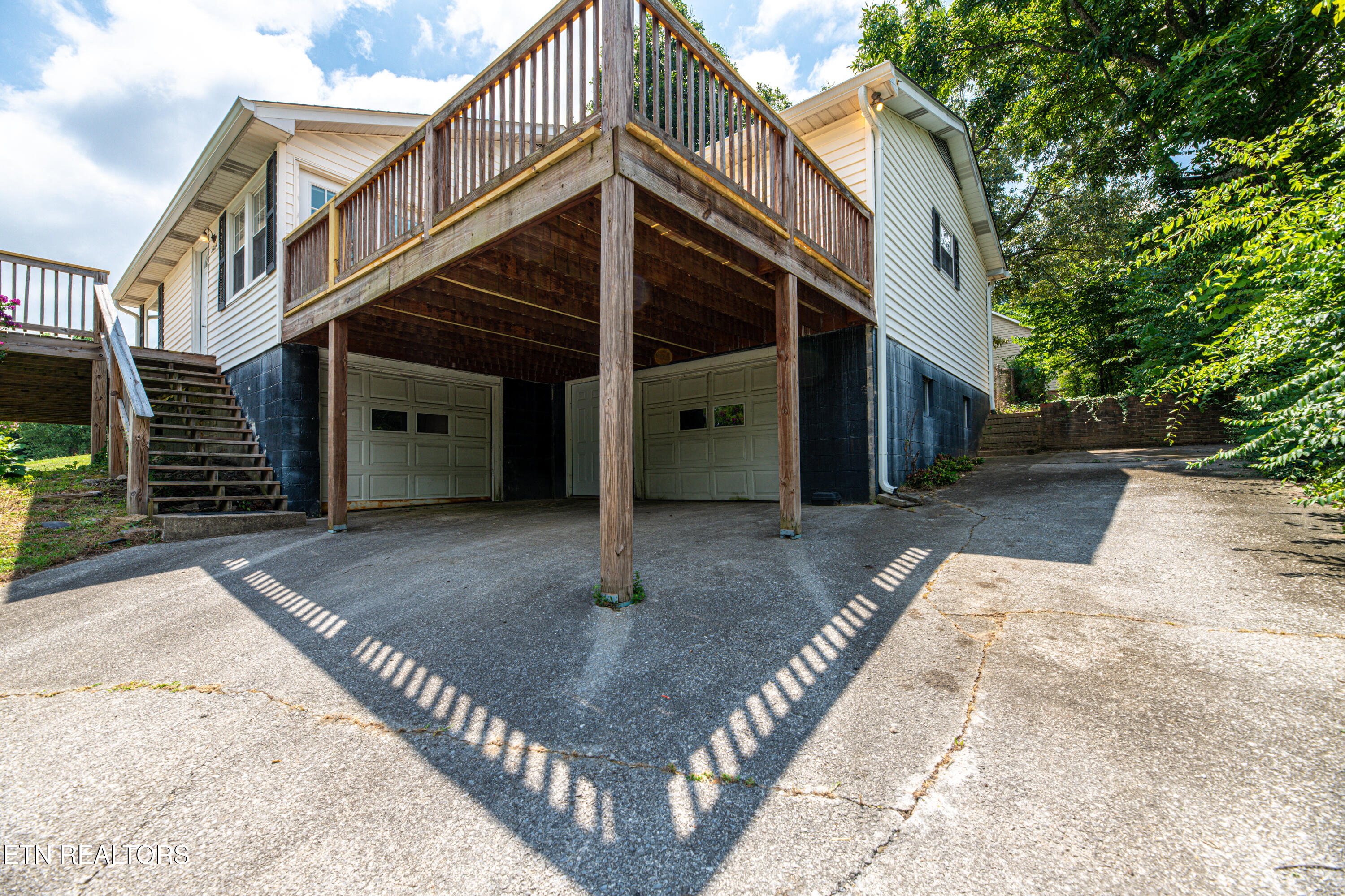 1314 Goldleaf Street Maryville TN 37801