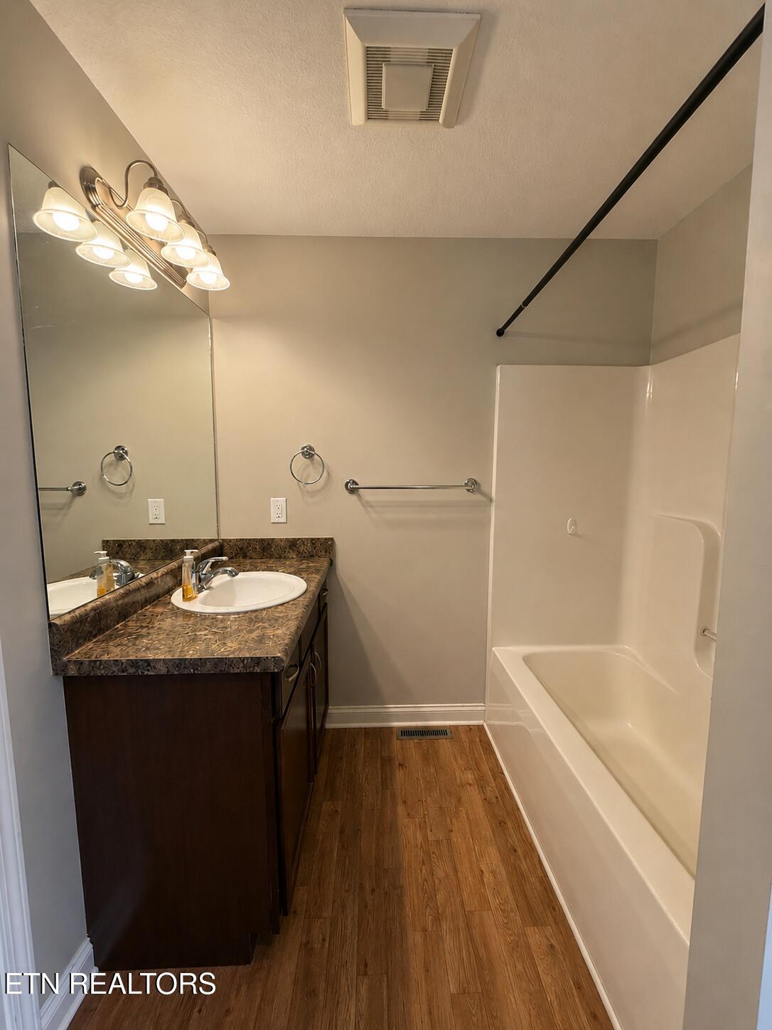 1005 Lennox Circle Maryville TN 37803