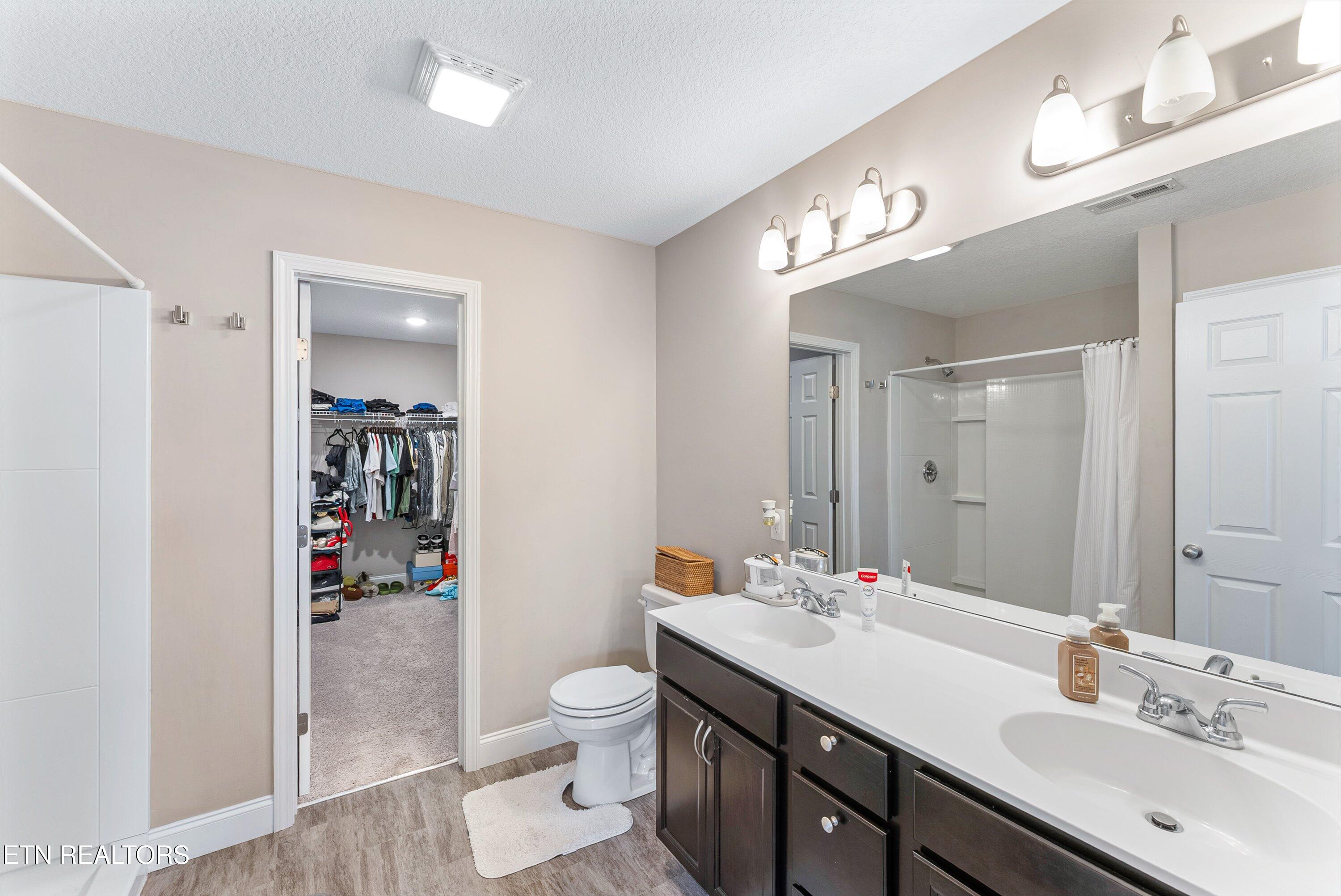11317 Flame Willow Lane Knoxville TN 37932