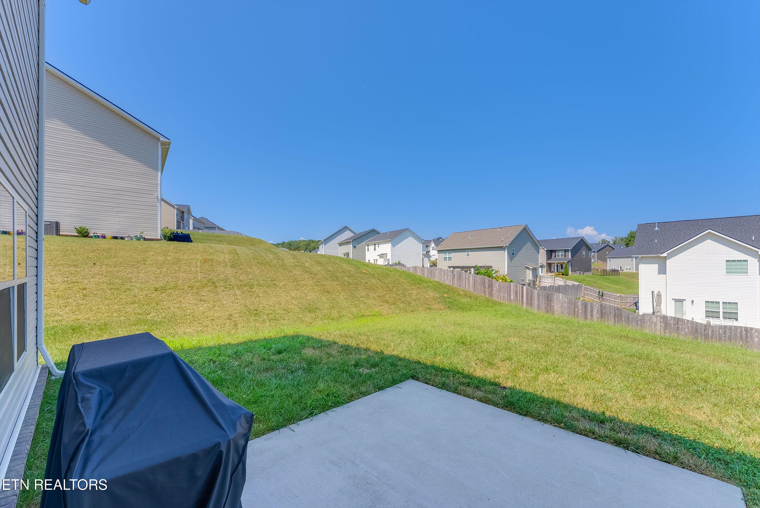 11317 Flame Willow Lane Knoxville TN 37932