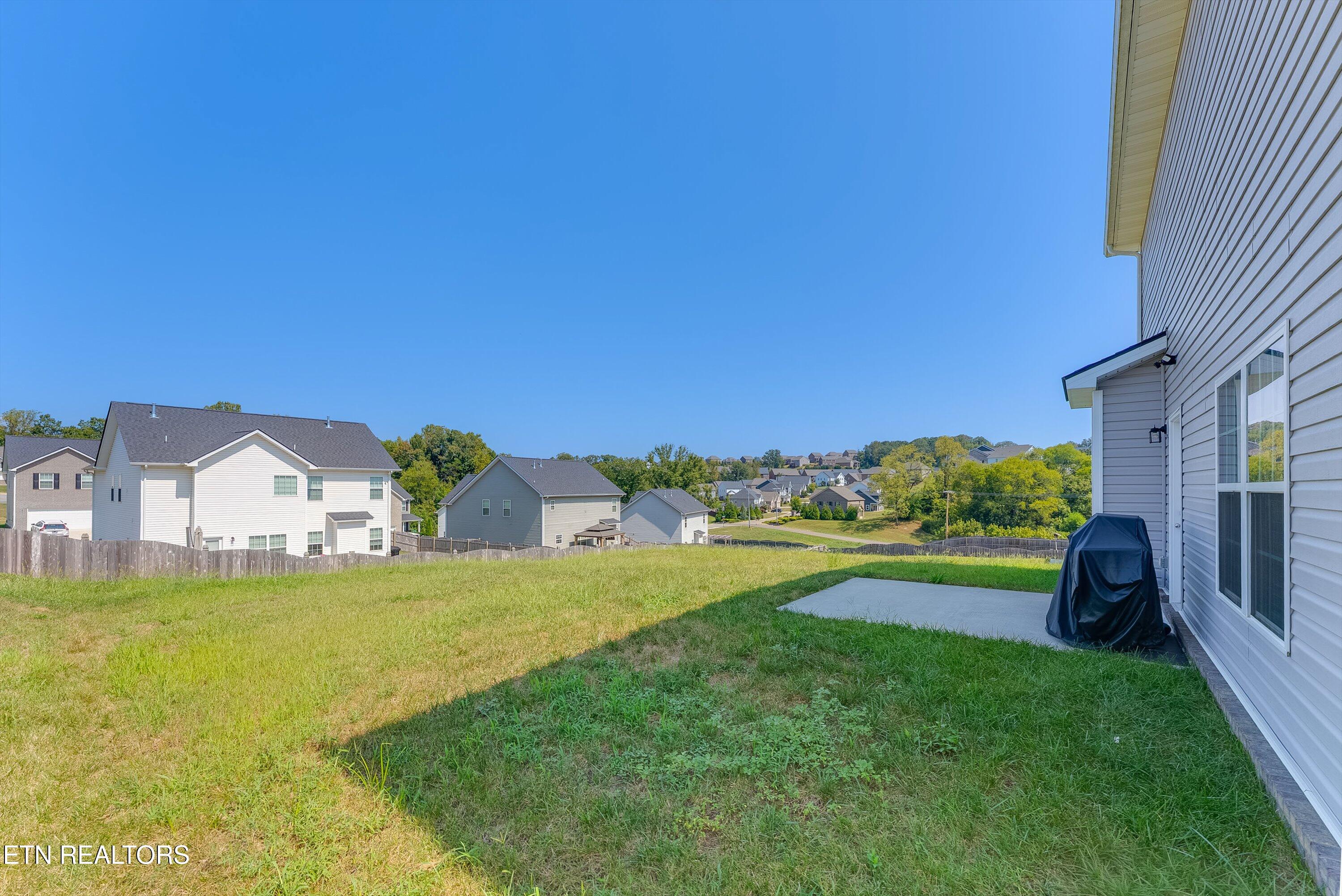 11317 Flame Willow Lane Knoxville TN 37932