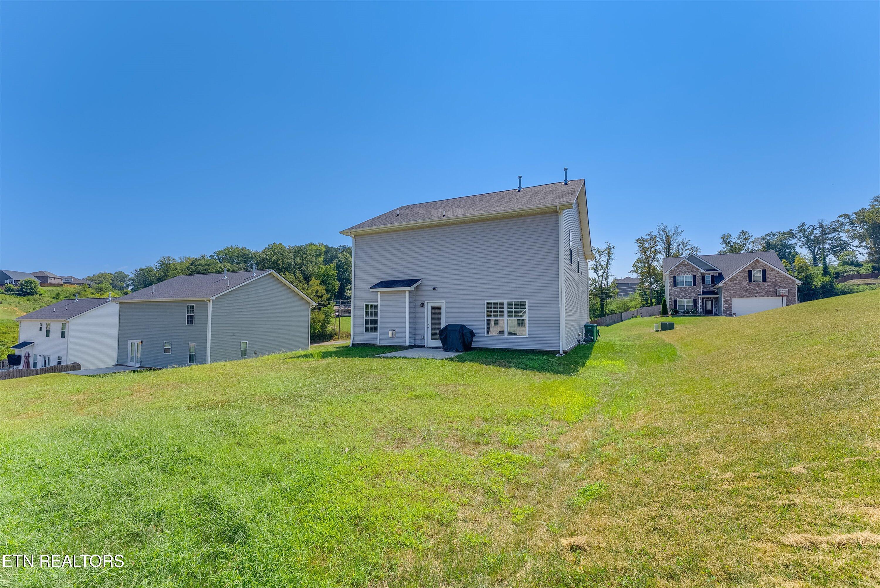 11317 Flame Willow Lane Knoxville TN 37932