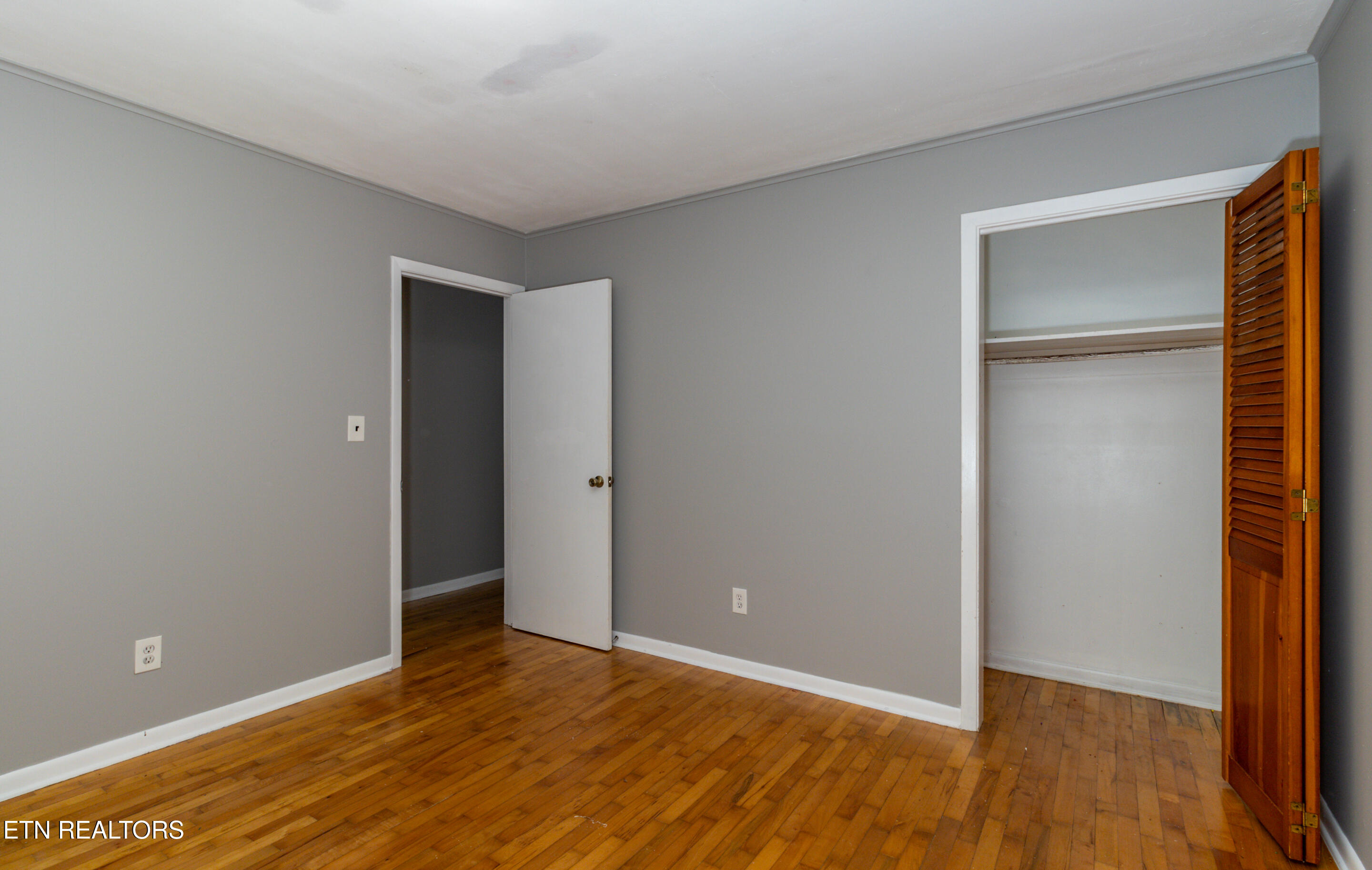 630 Colonial Drive Harriman TN 37748