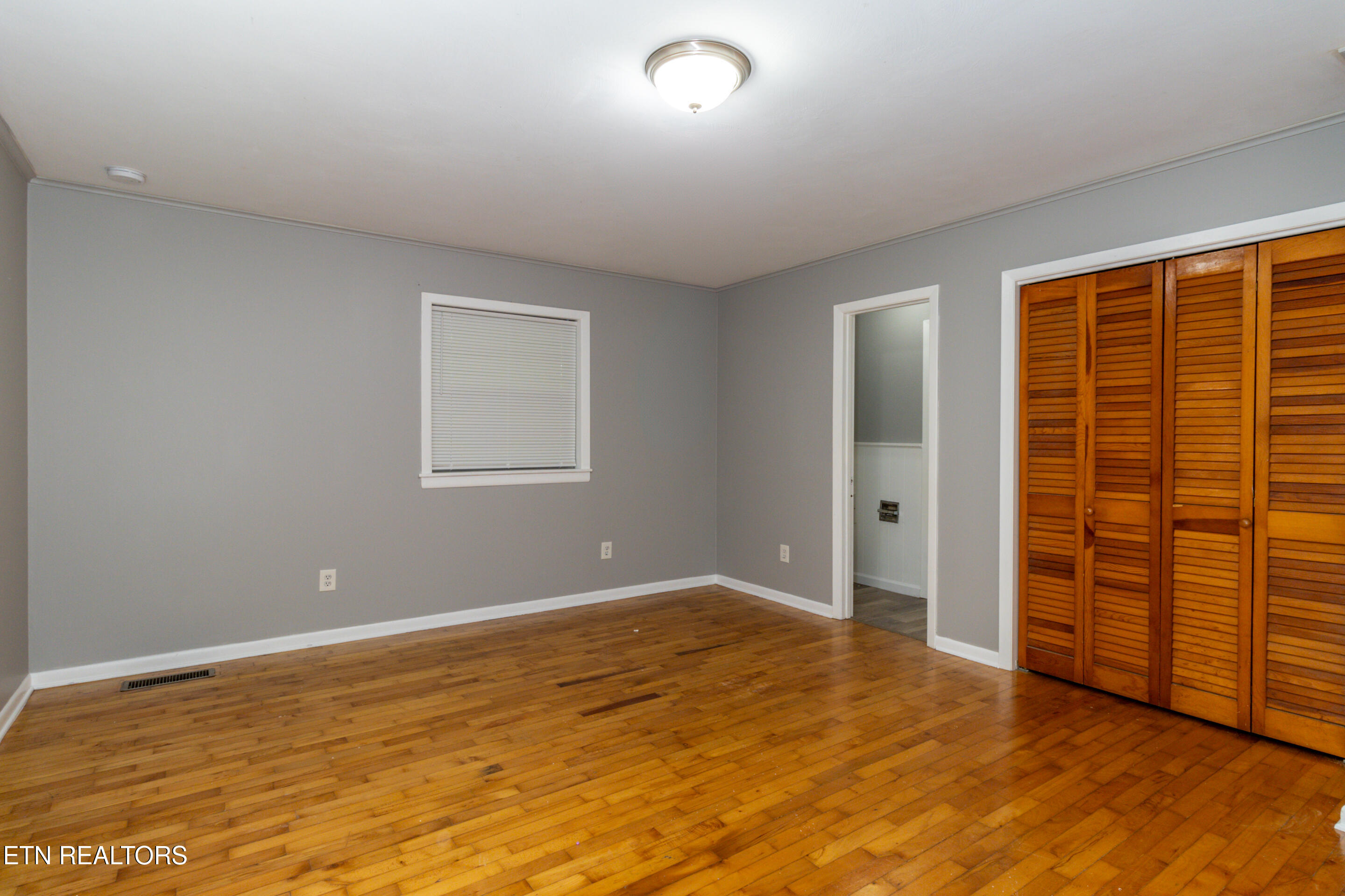 630 Colonial Drive Harriman TN 37748
