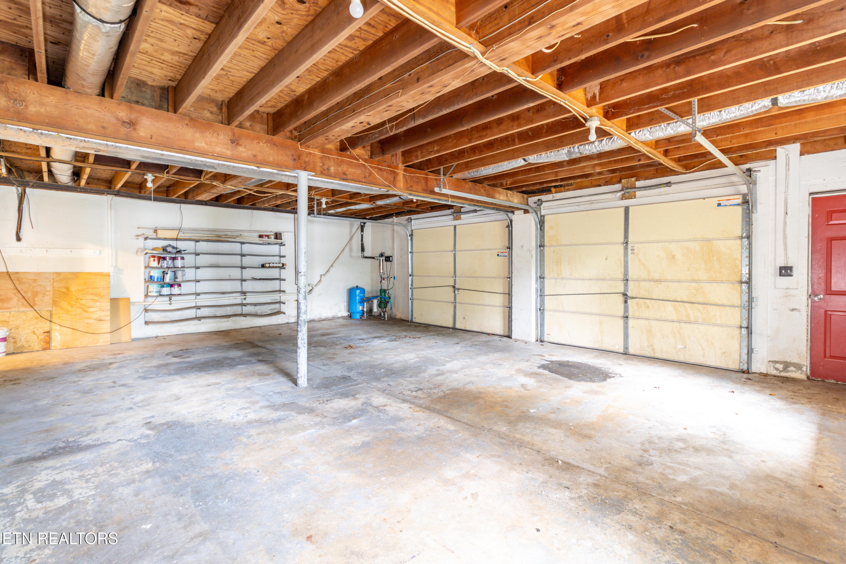 630 Colonial Drive Harriman TN 37748