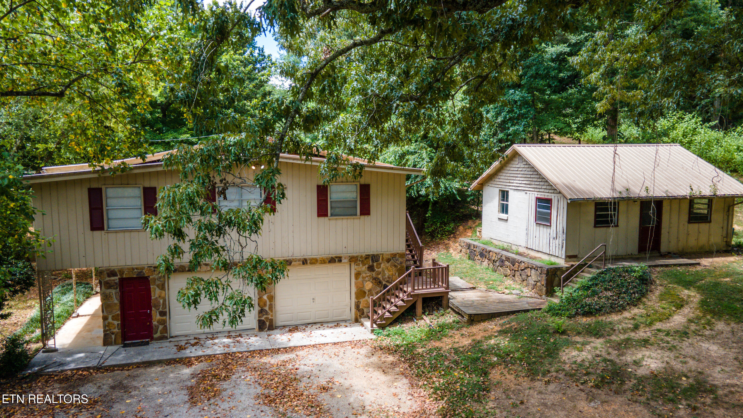 630 Colonial Drive Harriman TN 37748