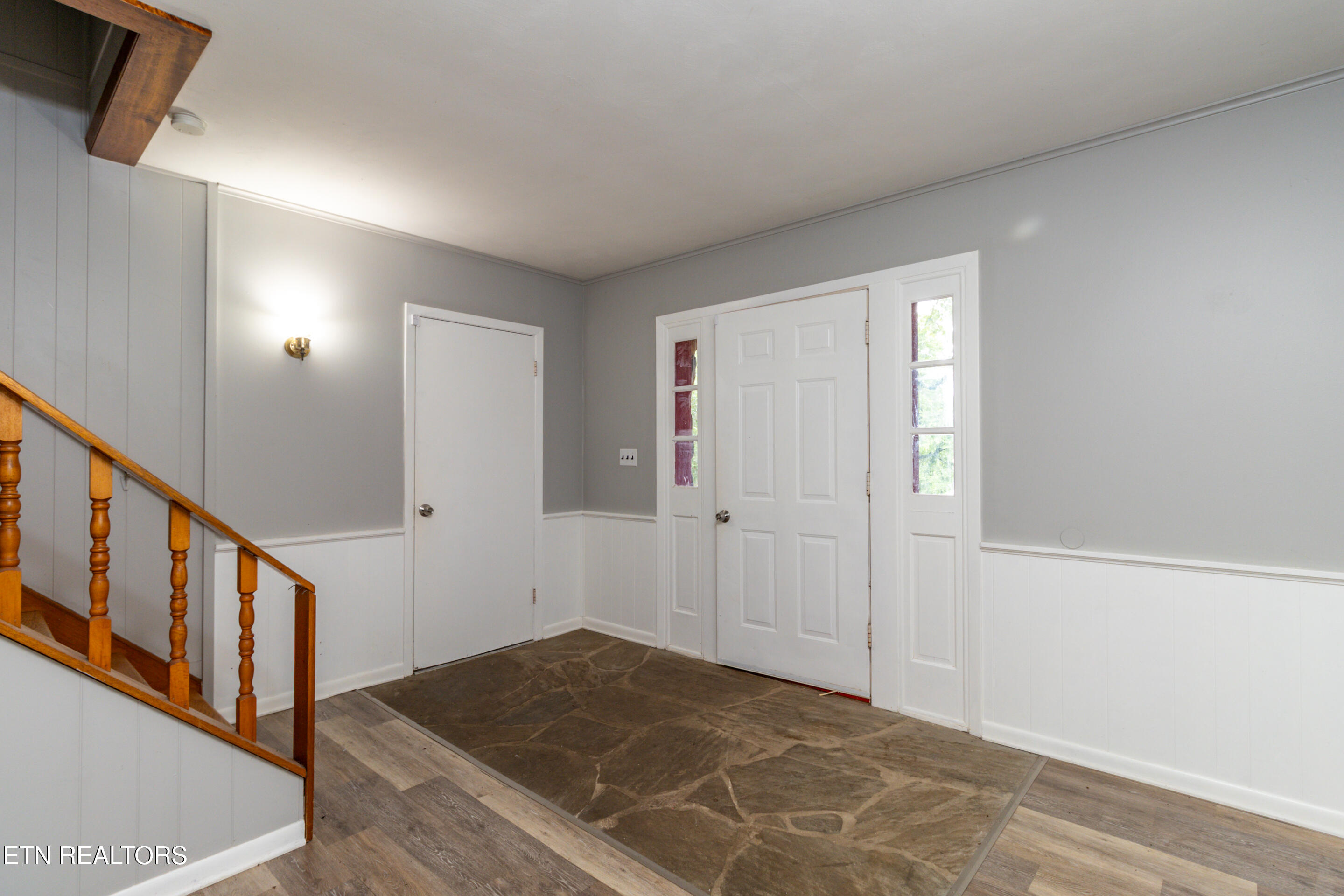 630 Colonial Drive Harriman TN 37748