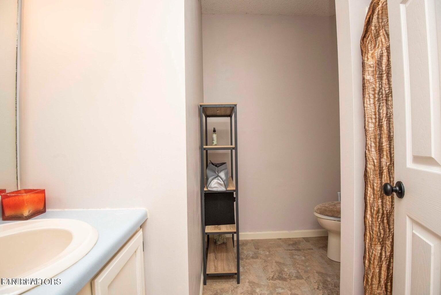 1728 Stone Hedge Drive Knoxville TN 37909