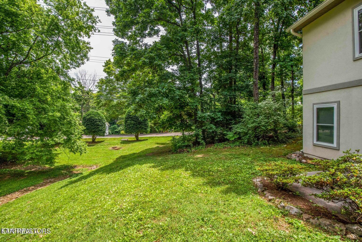 1728 Stone Hedge Drive Knoxville TN 37909