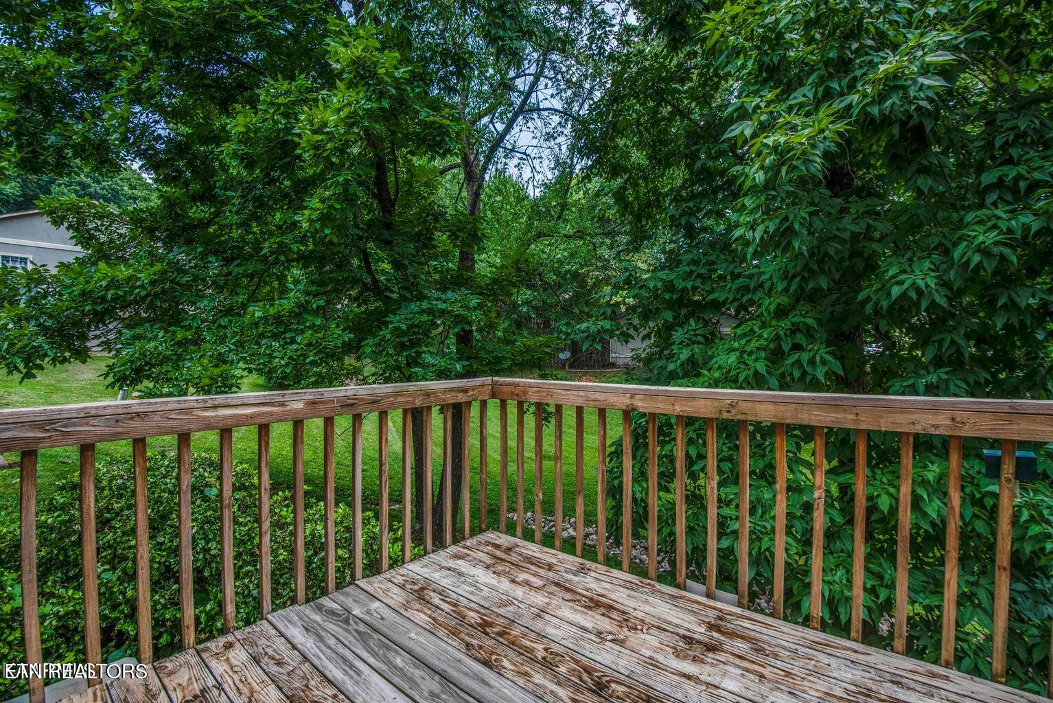 1728 Stone Hedge Drive Knoxville TN 37909