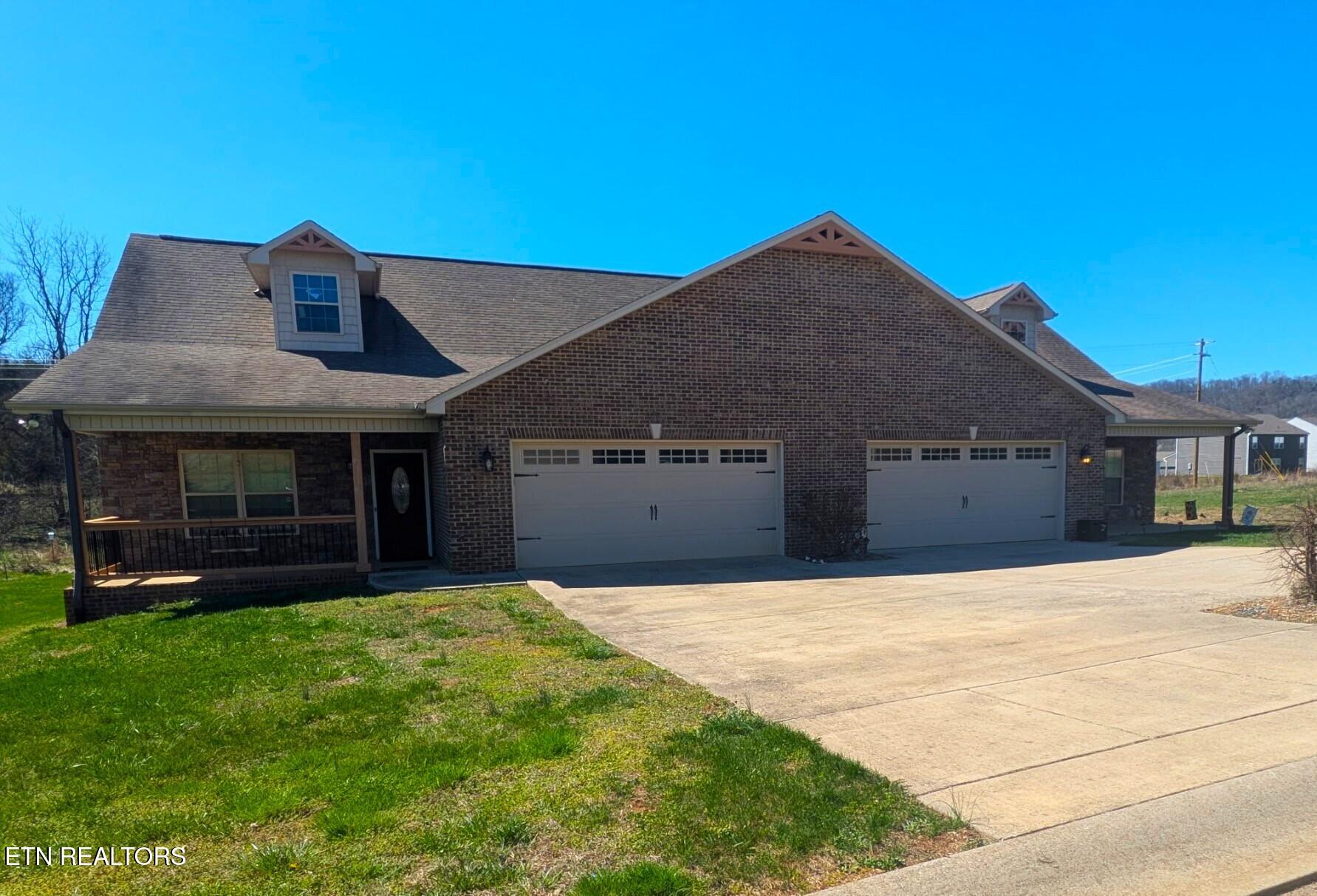 3023 Creekside Villas Drive Dandridge TN 37725