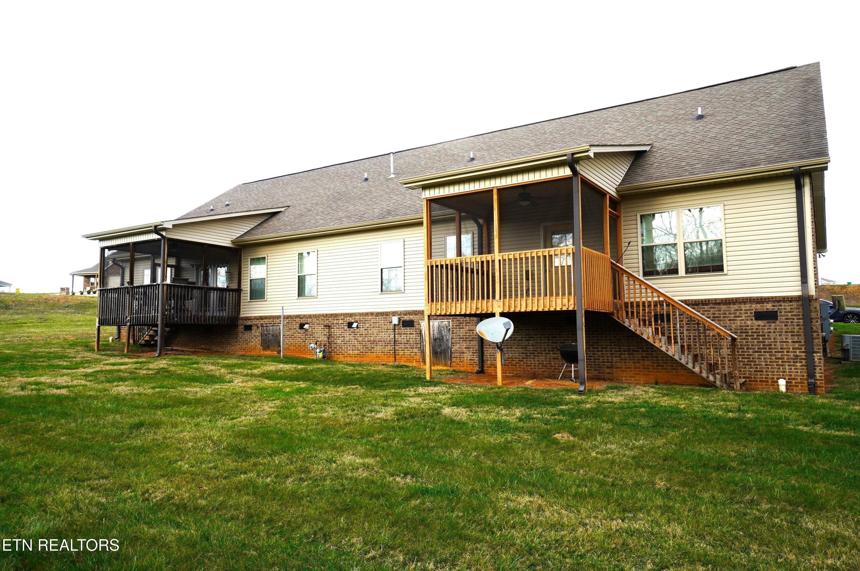 3023 Creekside Villas Drive Dandridge TN 37725