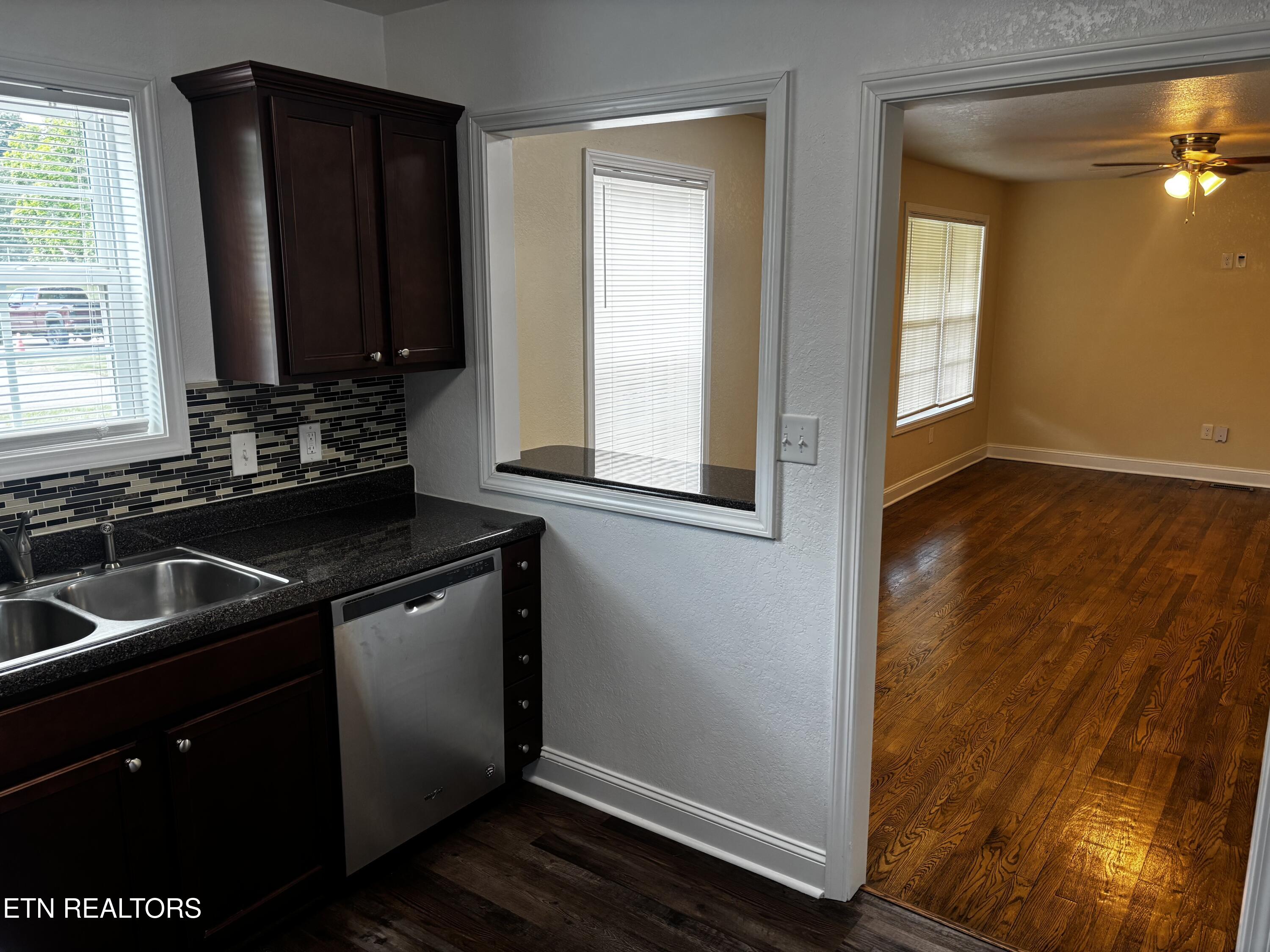 2025 Mcclung Avenue Knoxville TN 37920
