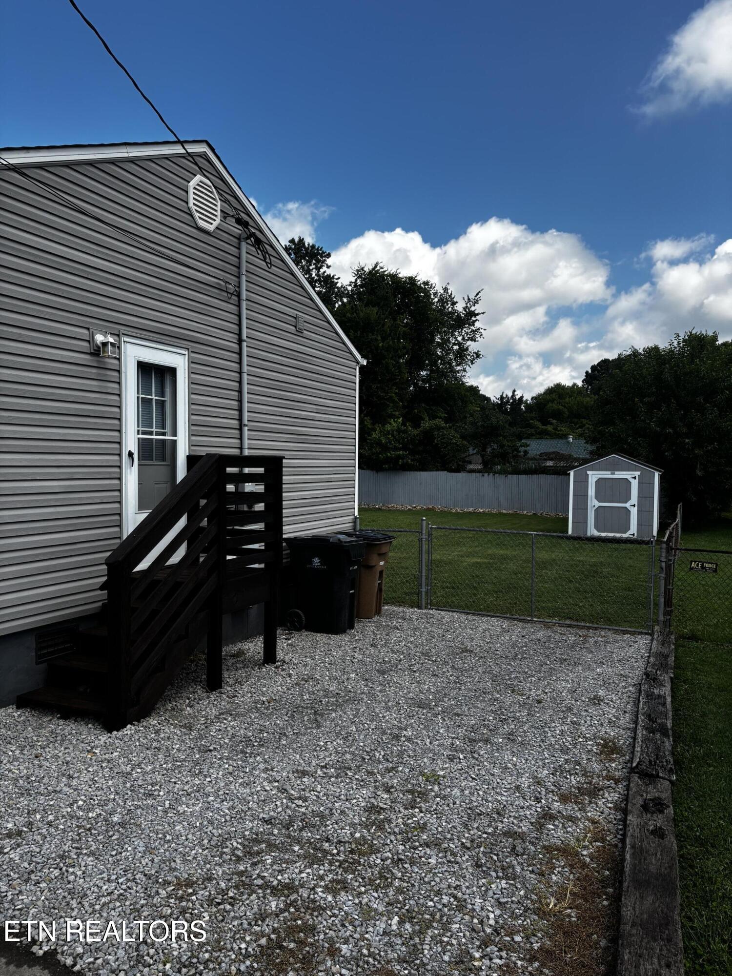 2025 Mcclung Avenue Knoxville TN 37920