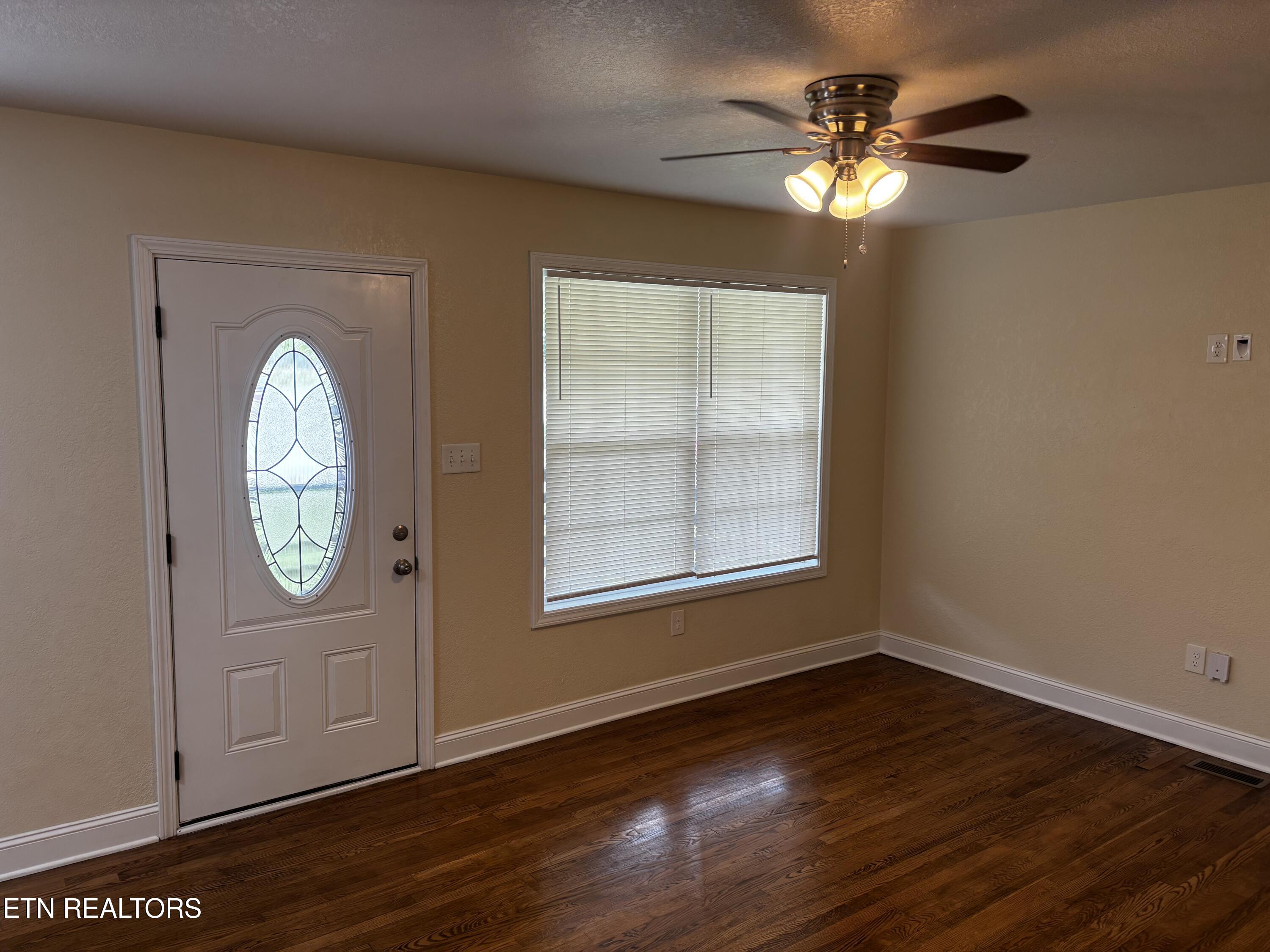 2025 Mcclung Avenue Knoxville TN 37920