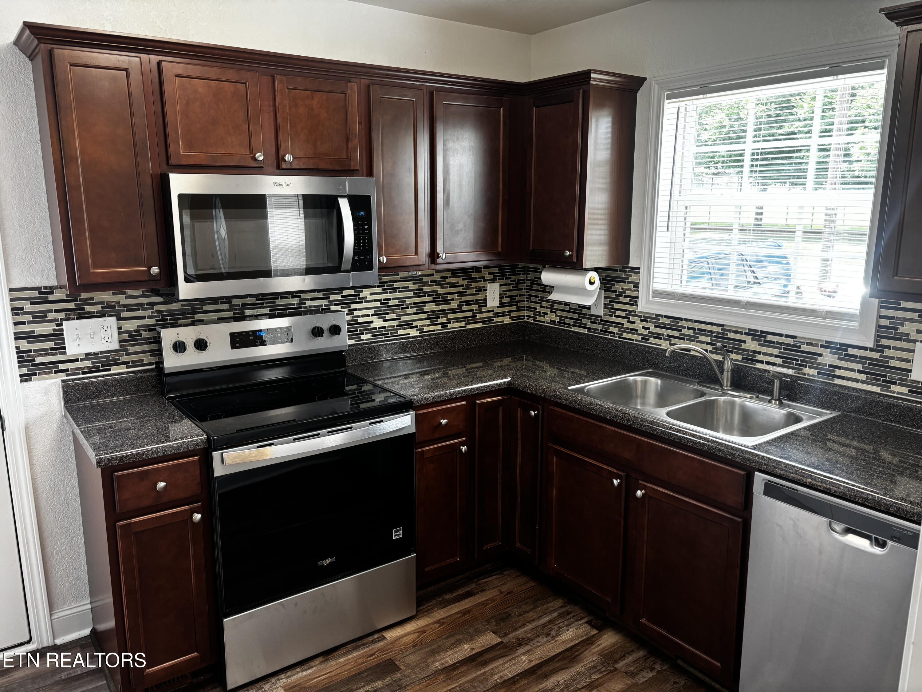 2025 Mcclung Avenue Knoxville TN 37920