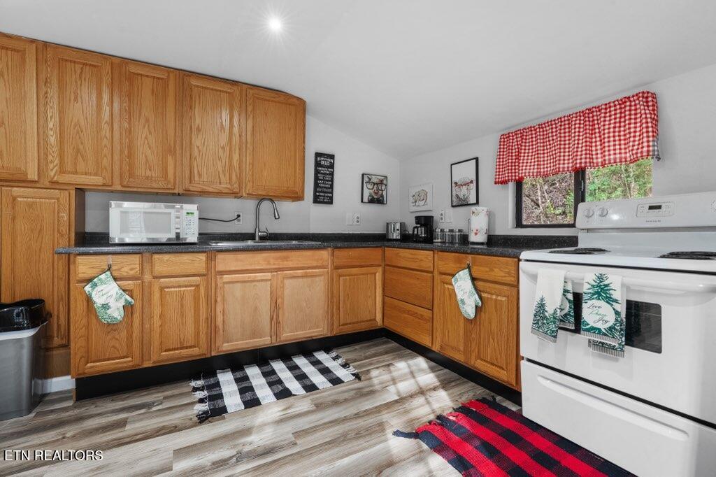 4204 Dellinger Hollow Road Pigeon Forge TN 37863