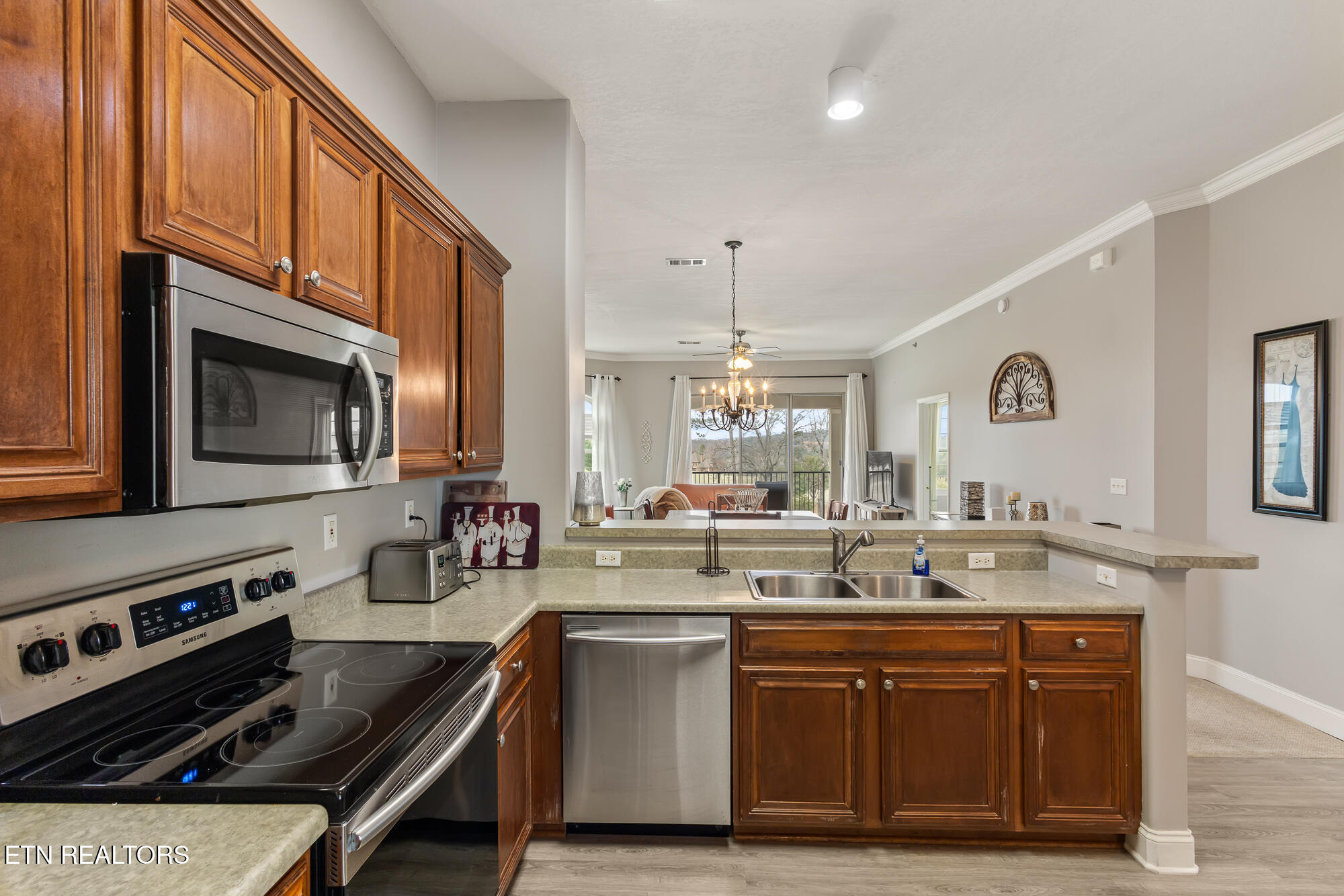 565 Rarity Bay Parkway Vonore TN 37885