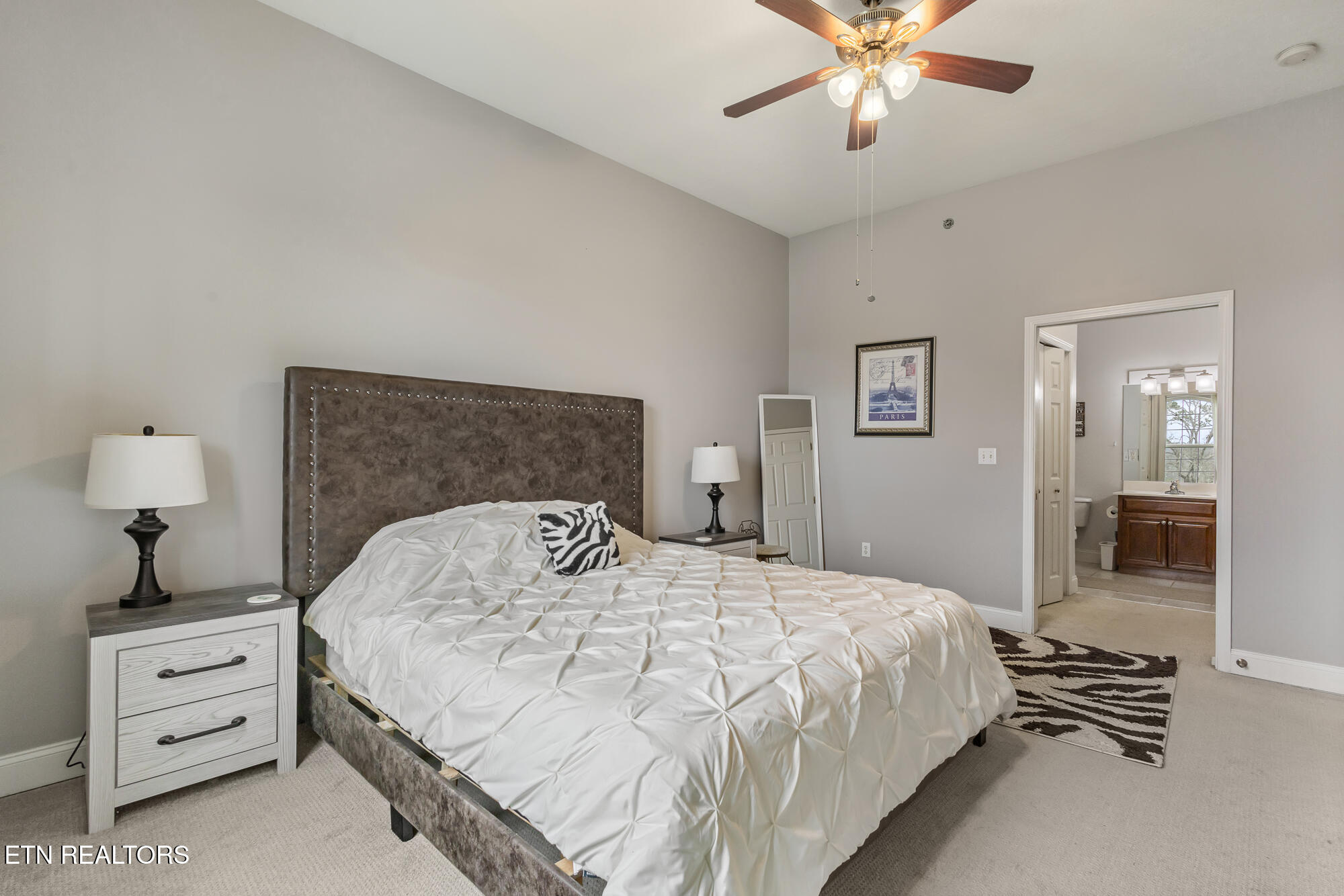 565 Rarity Bay Parkway Vonore TN 37885