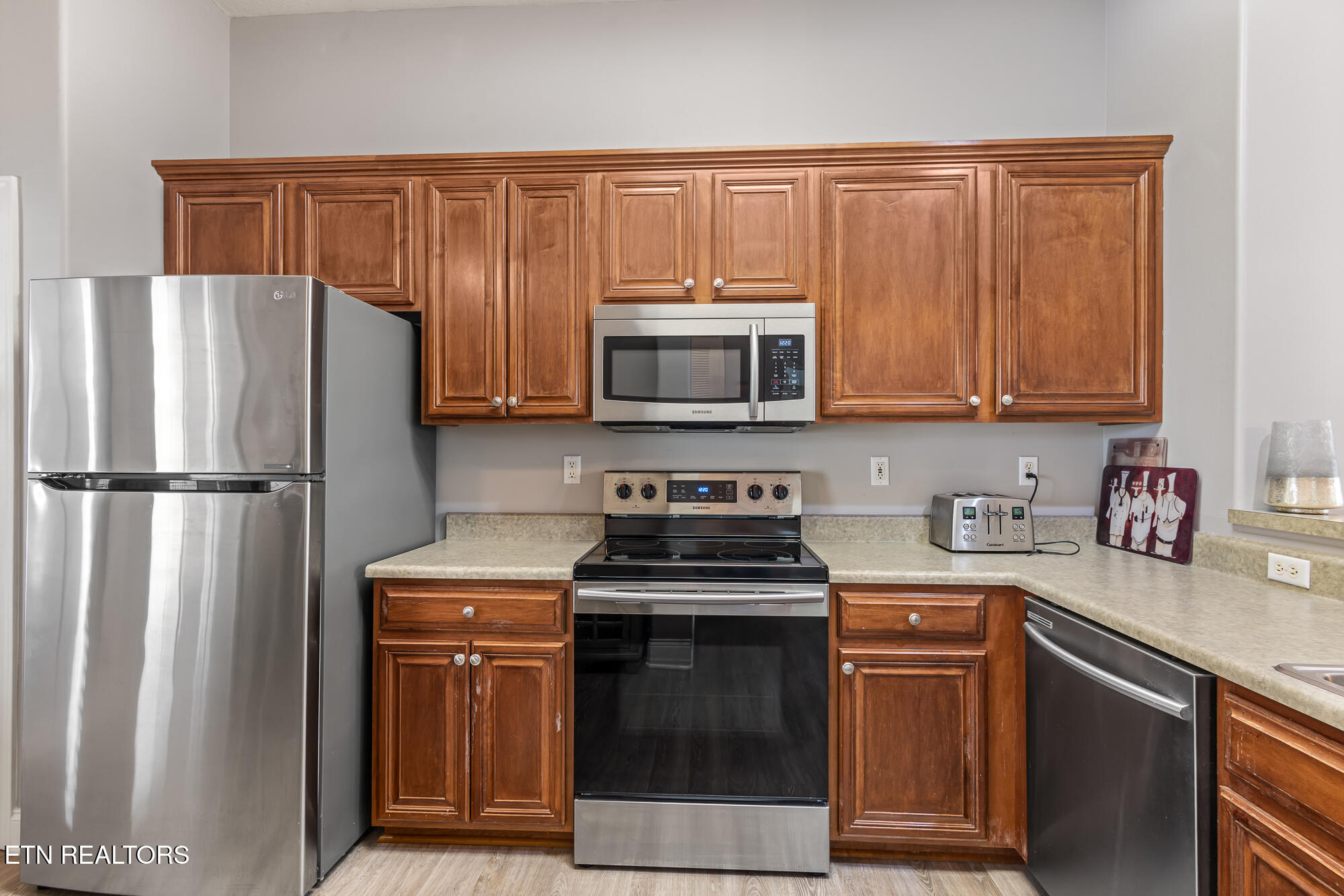 565 Rarity Bay Parkway Vonore TN 37885