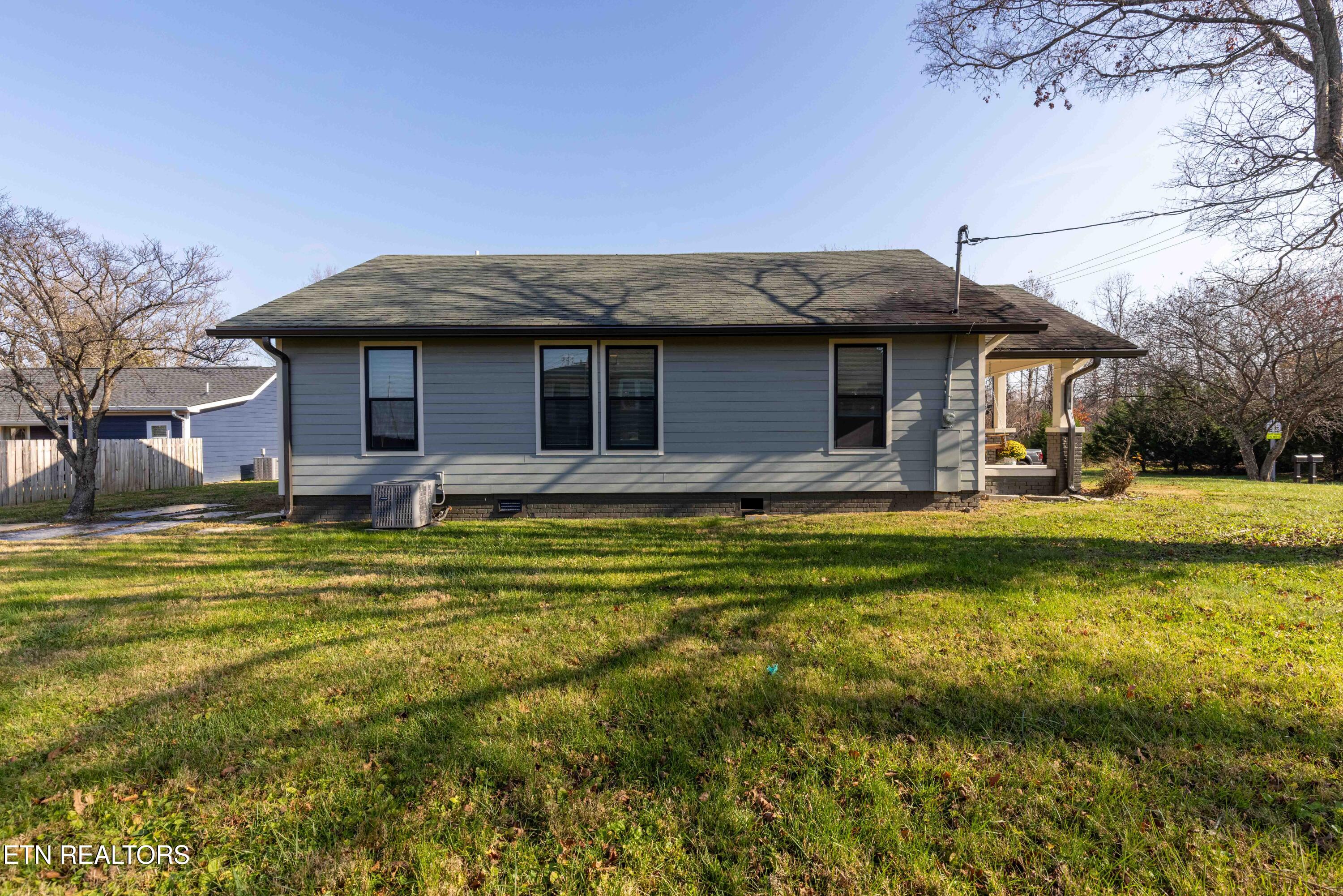 221 E Ford Valley Road Knoxville TN 37920