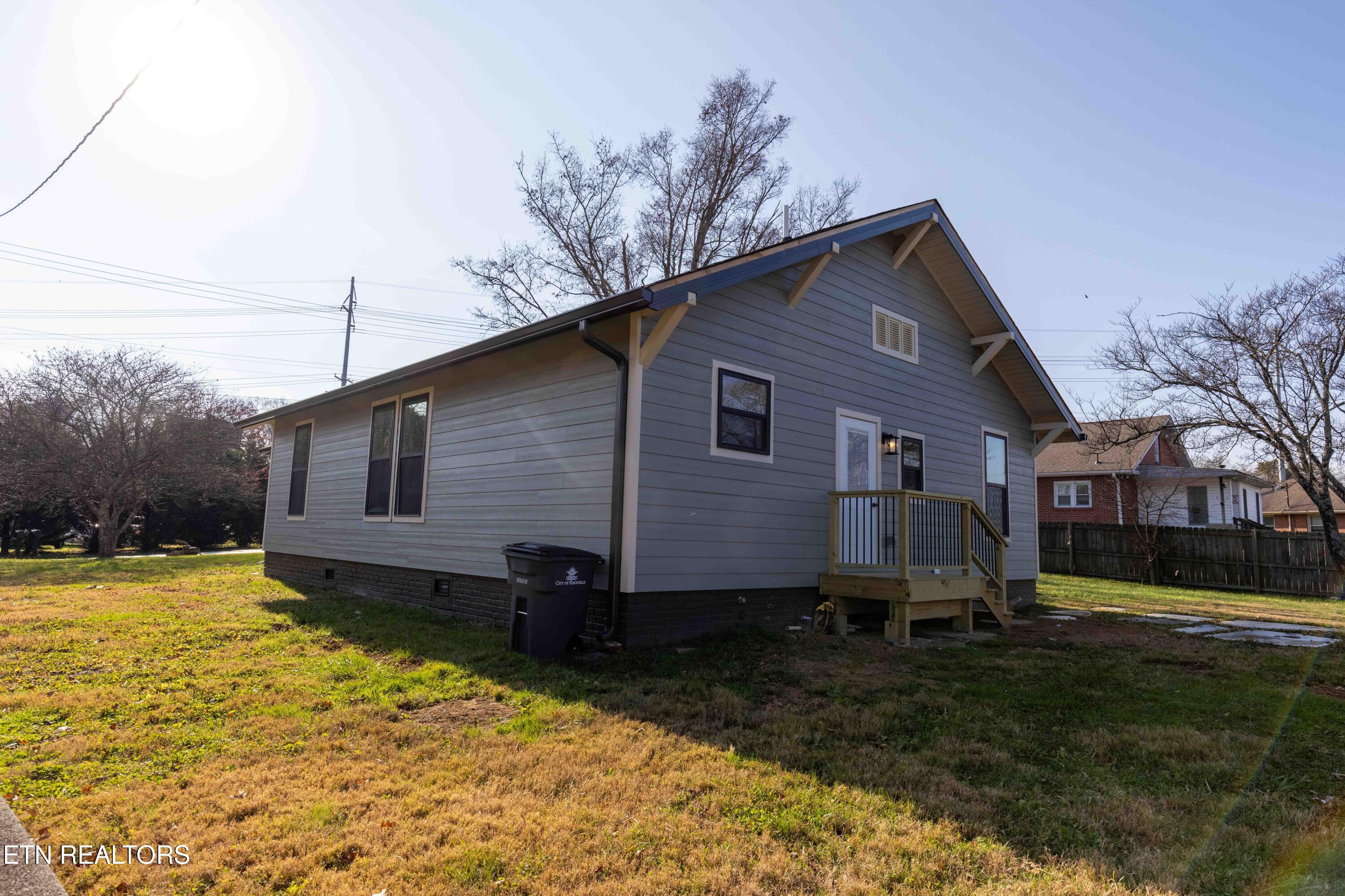 221 E Ford Valley Road Knoxville TN 37920