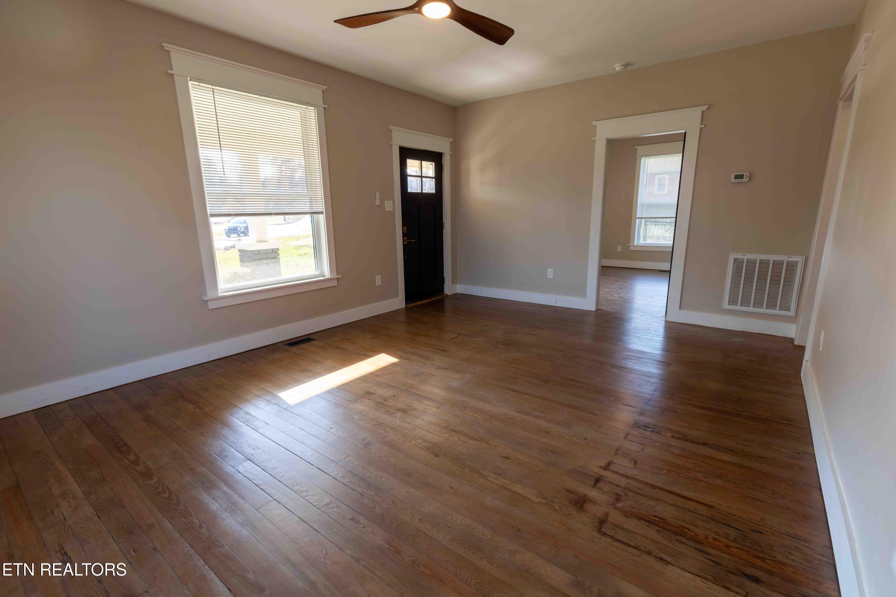 221 E Ford Valley Road Knoxville TN 37920