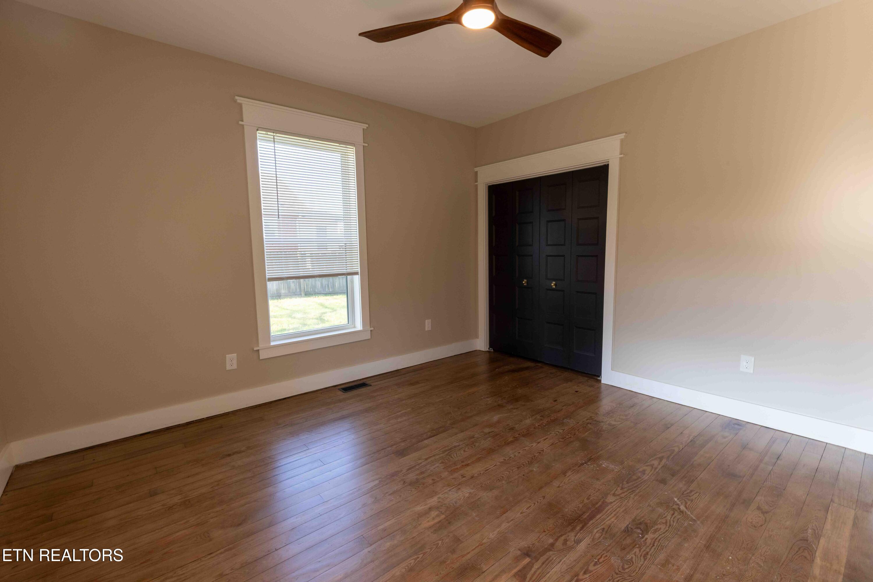221 E Ford Valley Road Knoxville TN 37920
