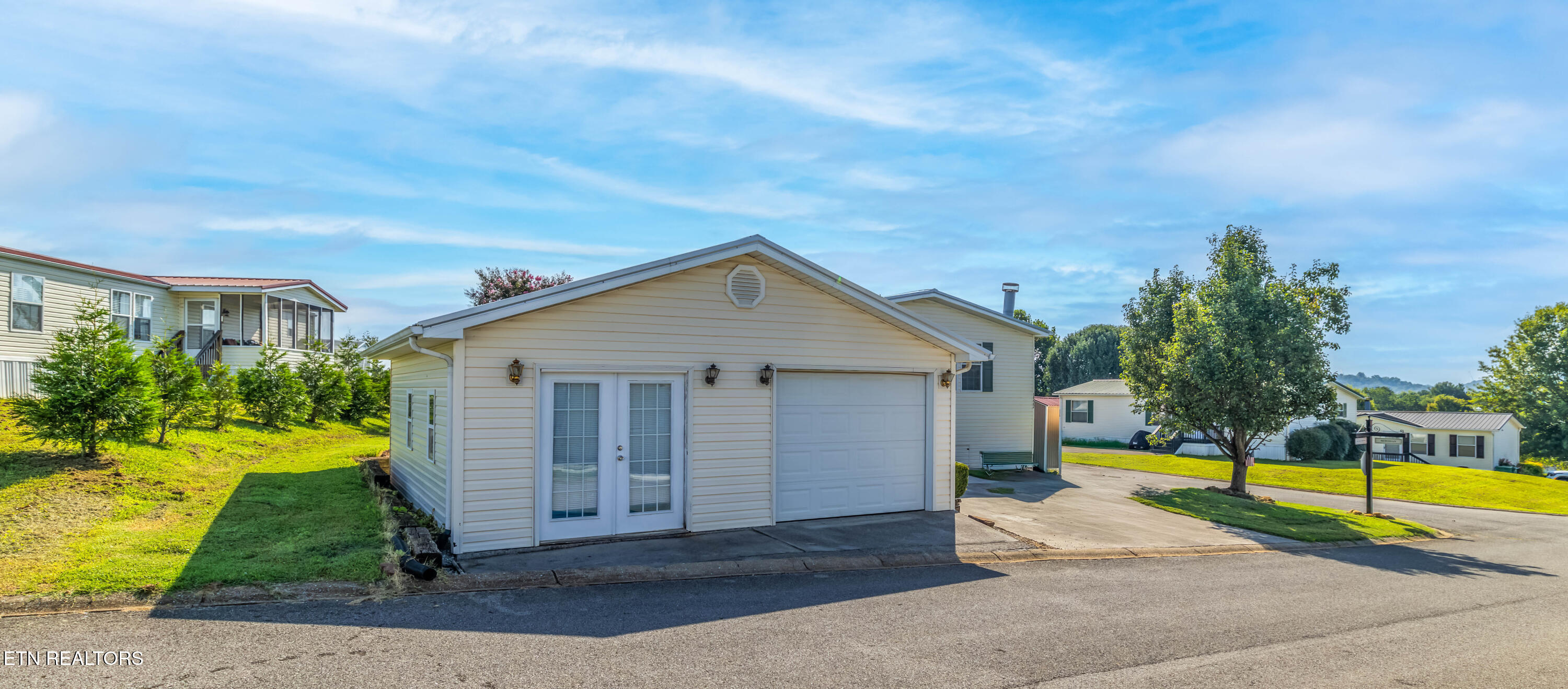 1322 Silver Charm Way Sevierville TN 37876