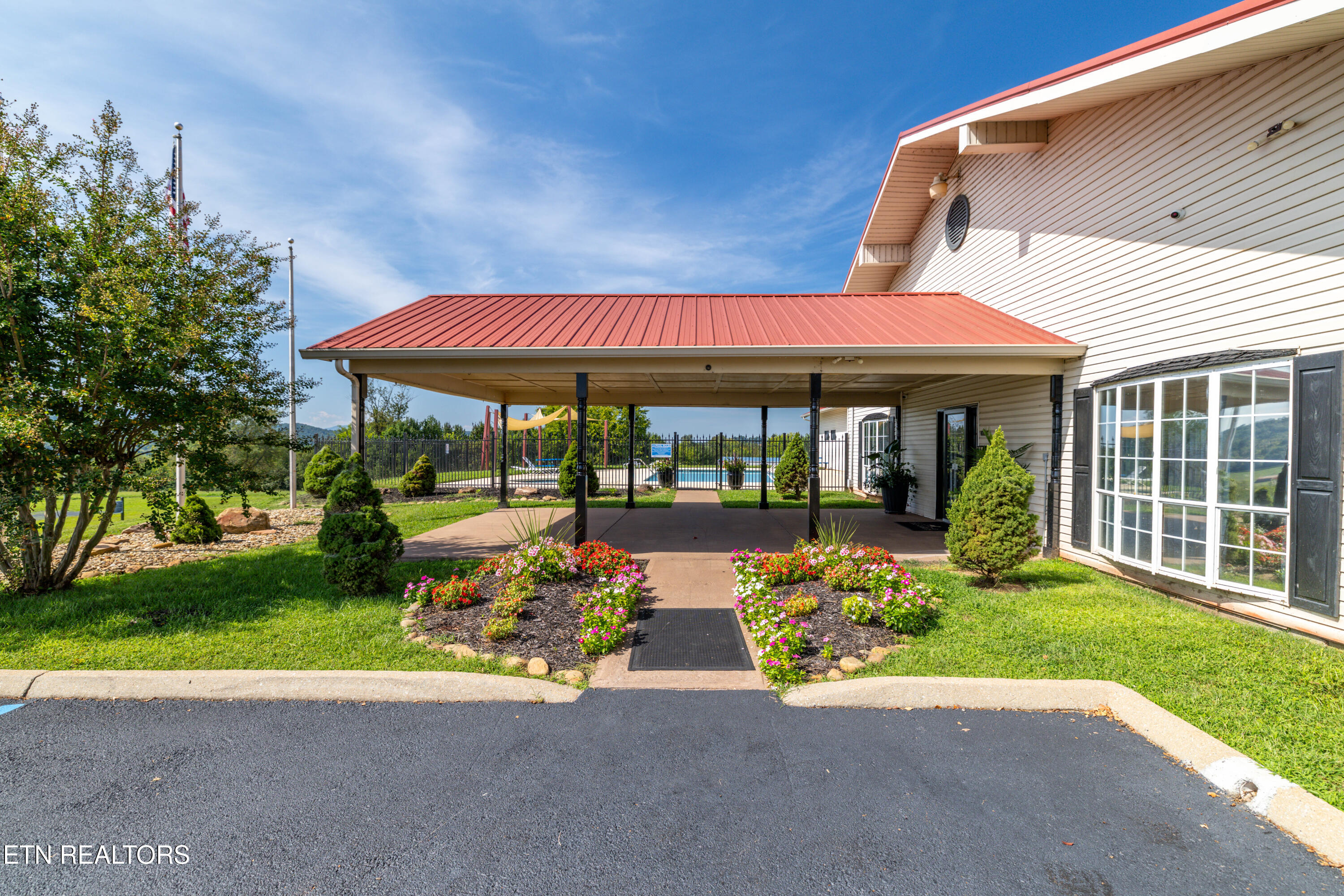 1322 Silver Charm Way Sevierville TN 37876