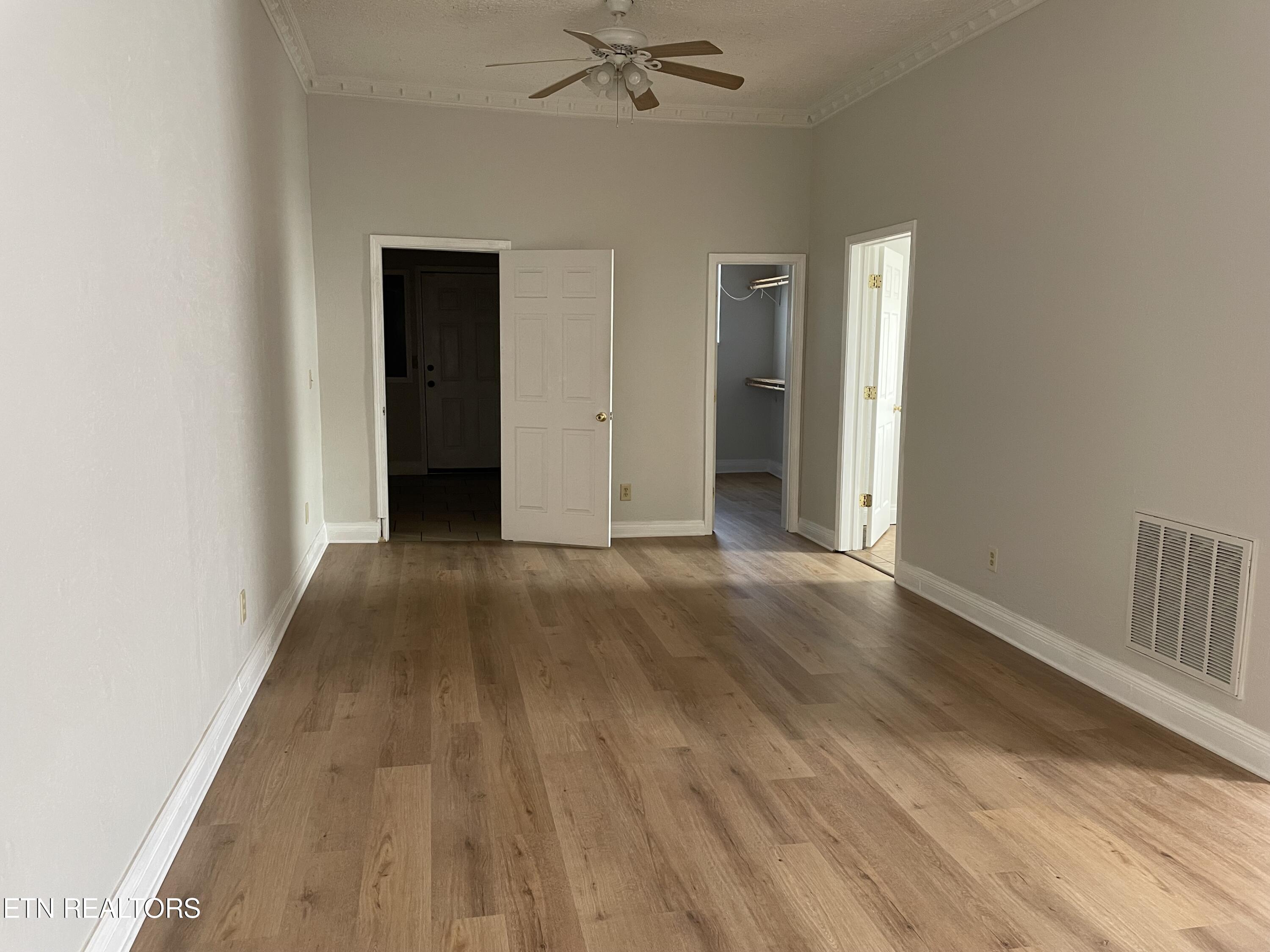 426 N Roane Street Harriman TN 37748