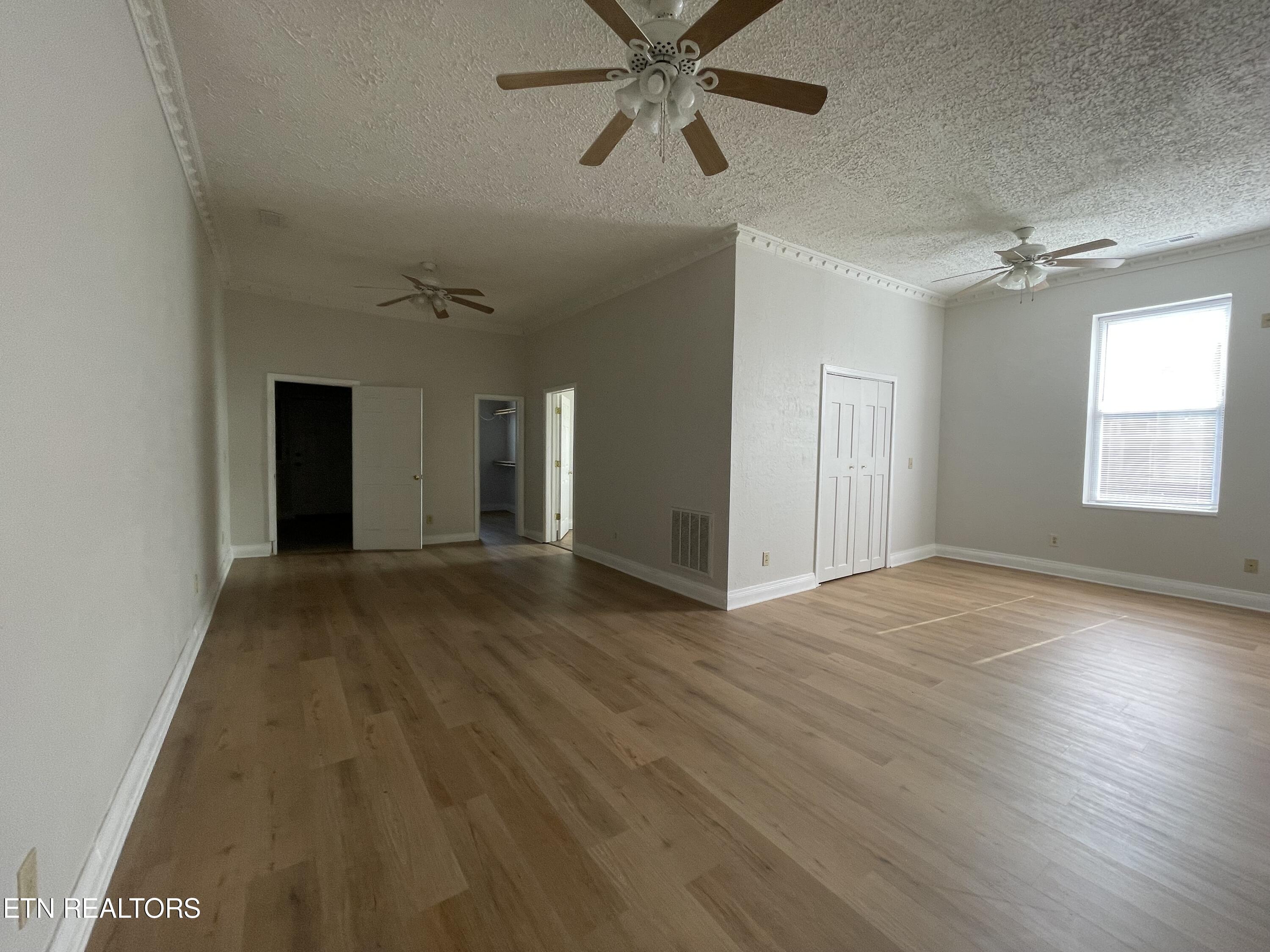 426 N Roane Street Harriman TN 37748