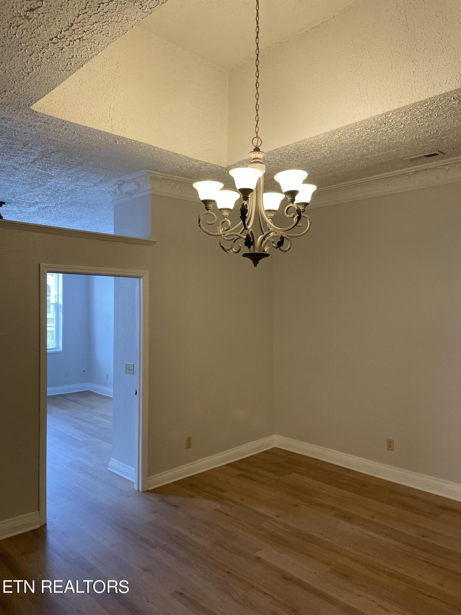 426 N Roane Street Harriman TN 37748