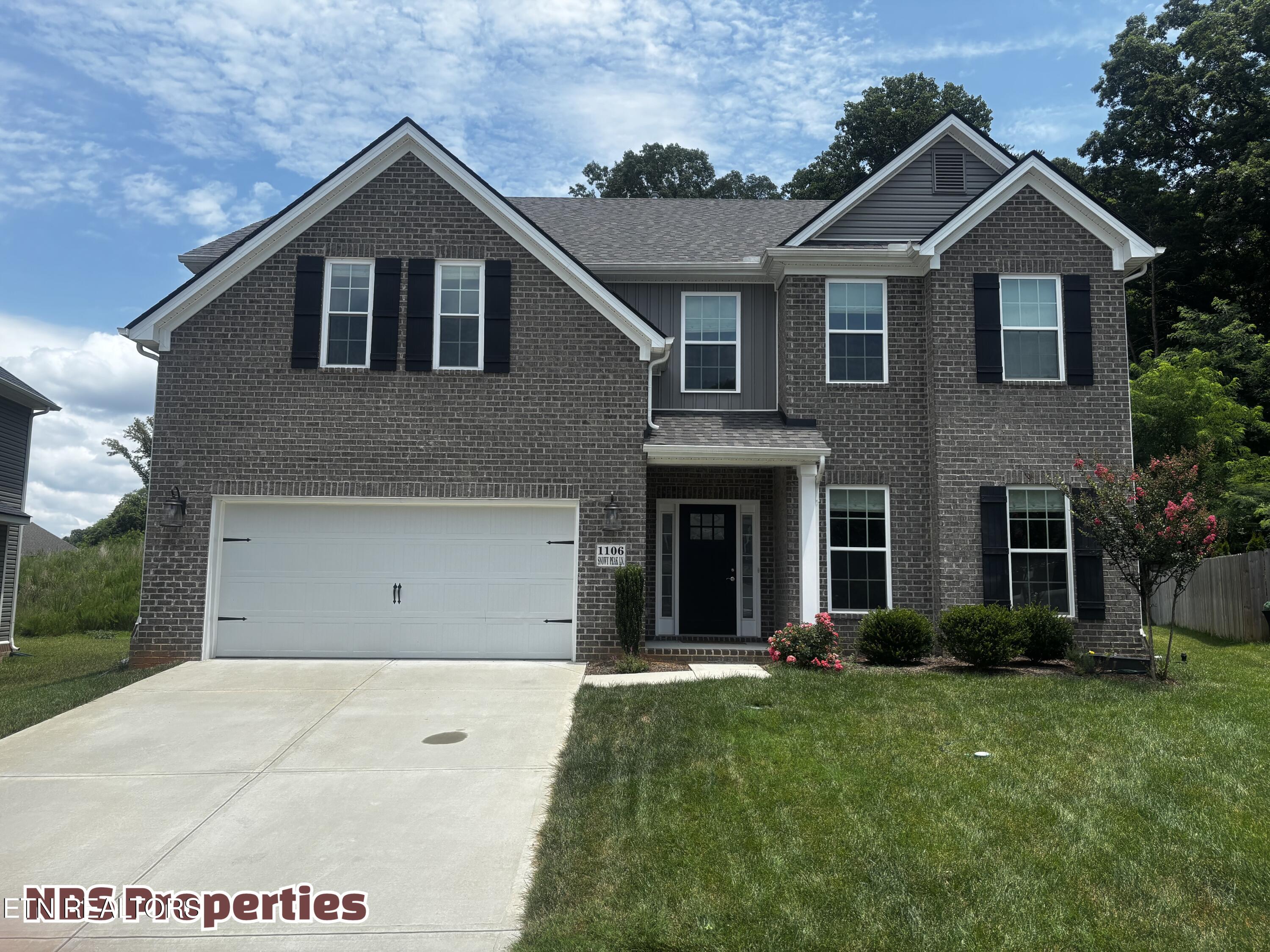 1106 Snowy Peak Lane Knoxville TN 37922
