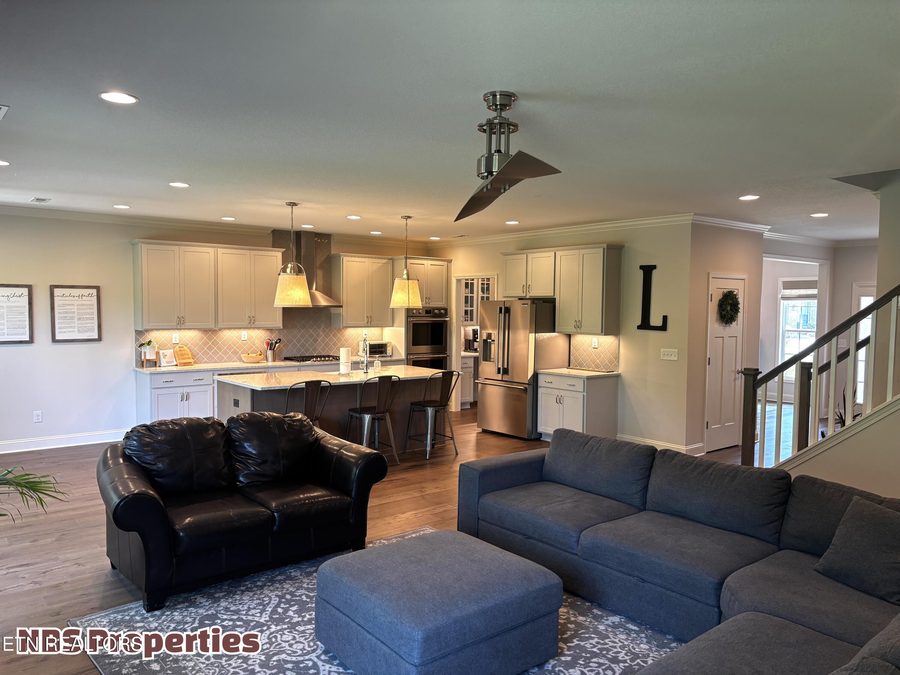 1106 Snowy Peak Lane Knoxville TN 37922