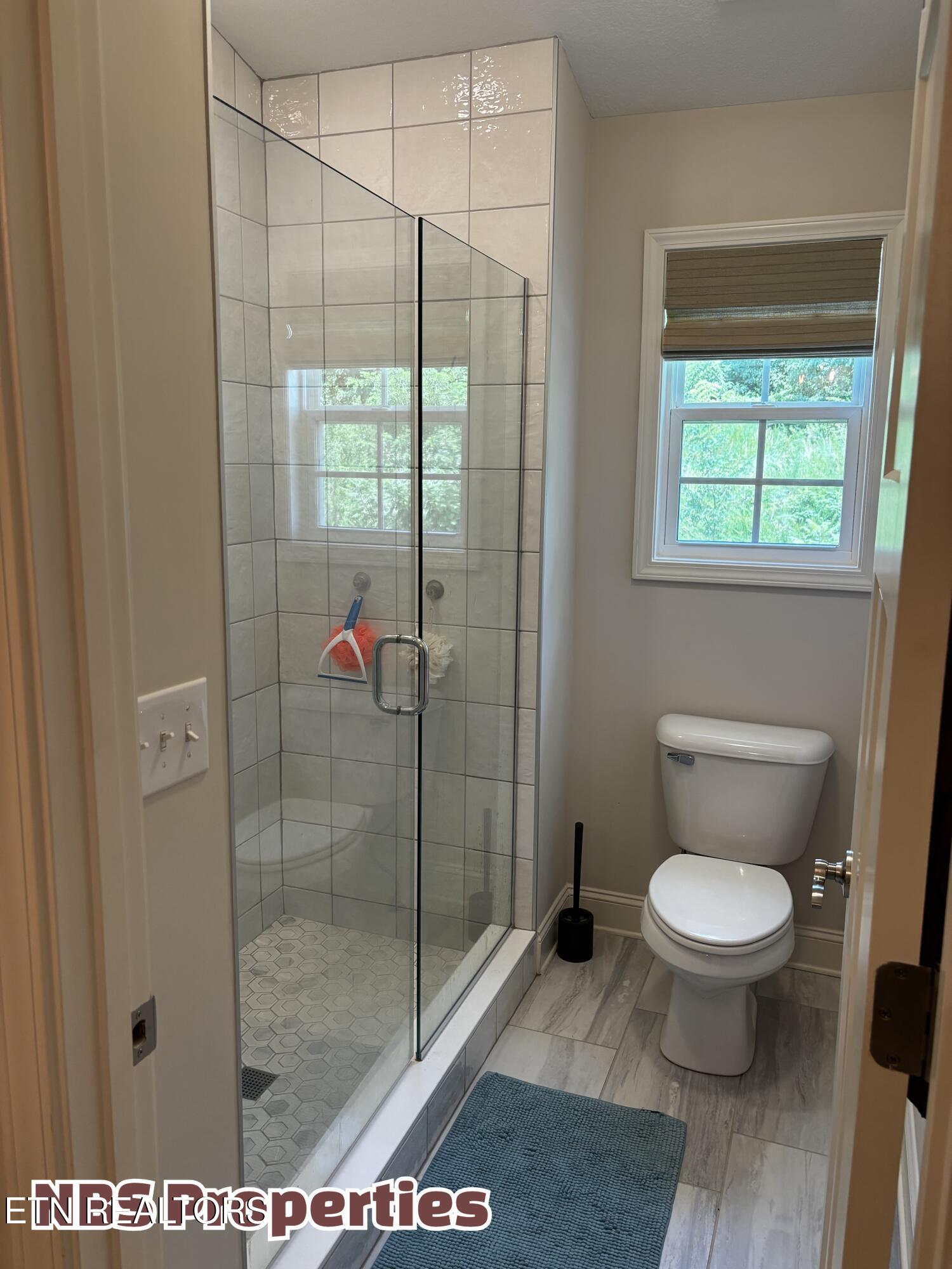 1106 Snowy Peak Lane Knoxville TN 37922