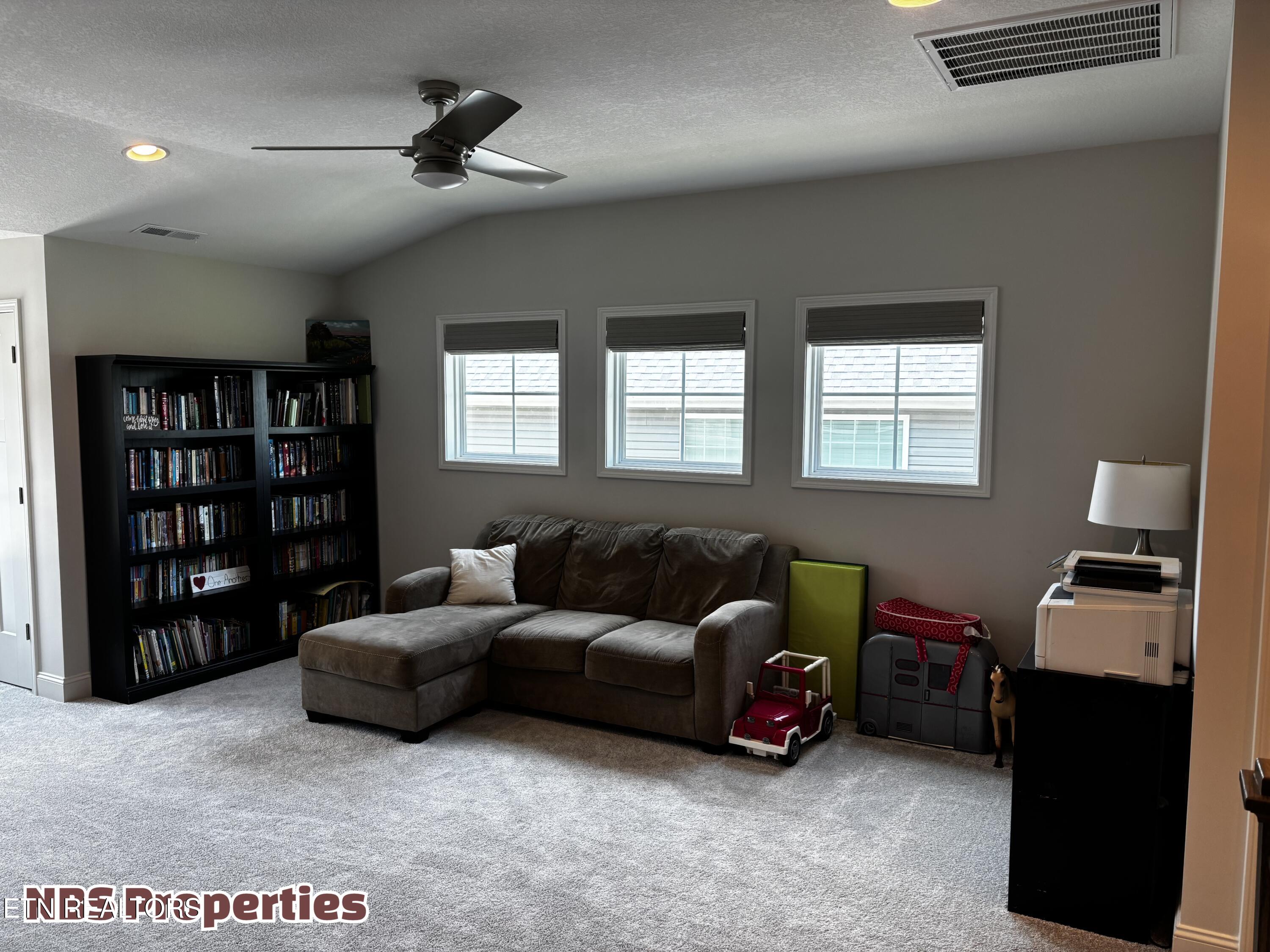 1106 Snowy Peak Lane Knoxville TN 37922