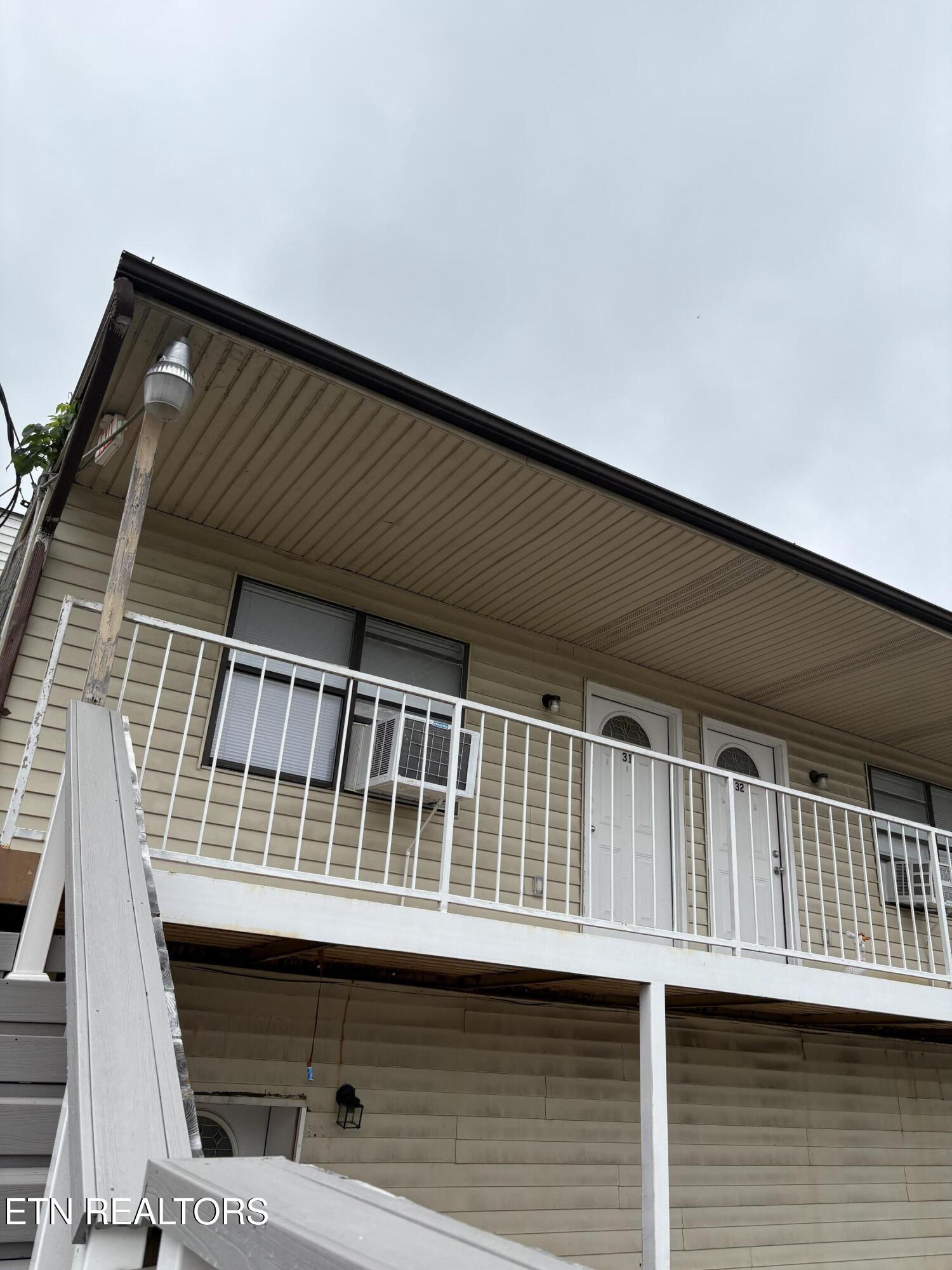 162 E Race Street Kingston TN 37763