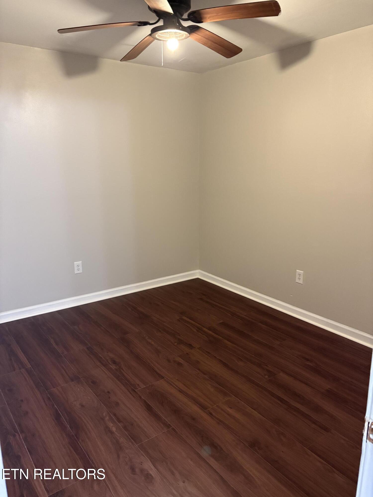 162 E Race Street Kingston TN 37763