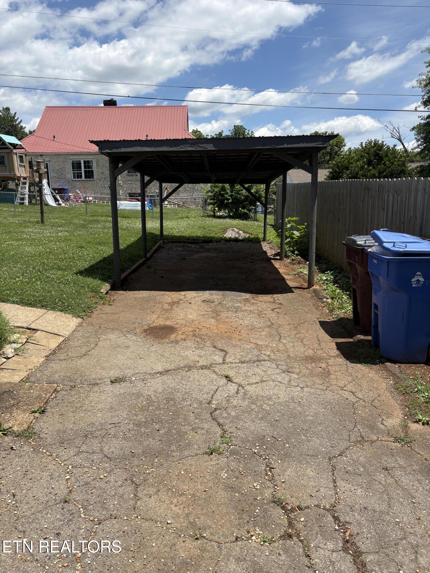 214 Juniper Avenue Alcoa TN 37701