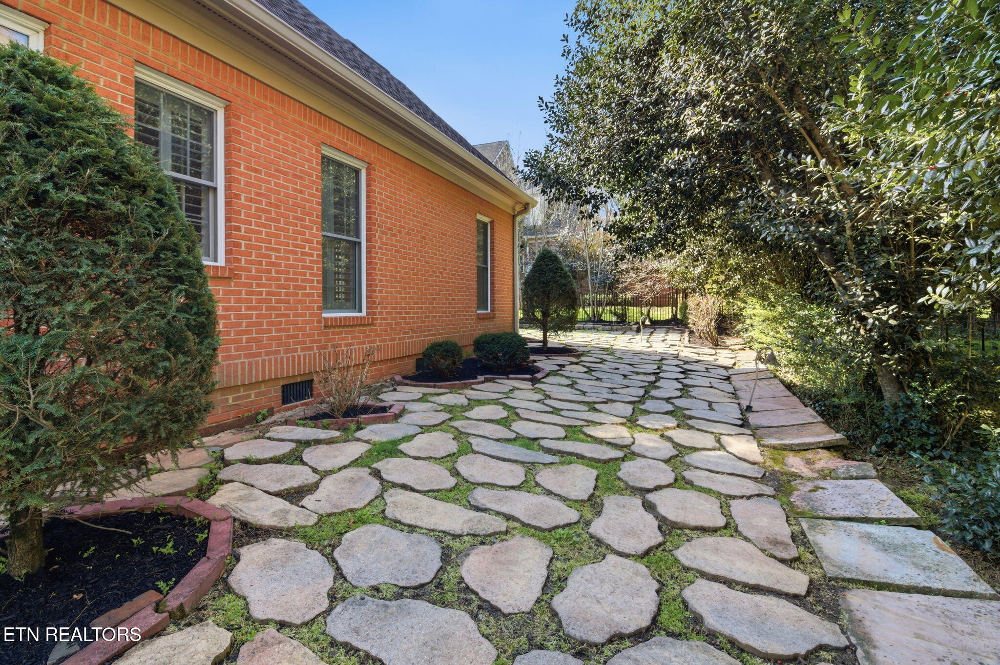 417 Heathermoor Drive Knoxville TN 37934