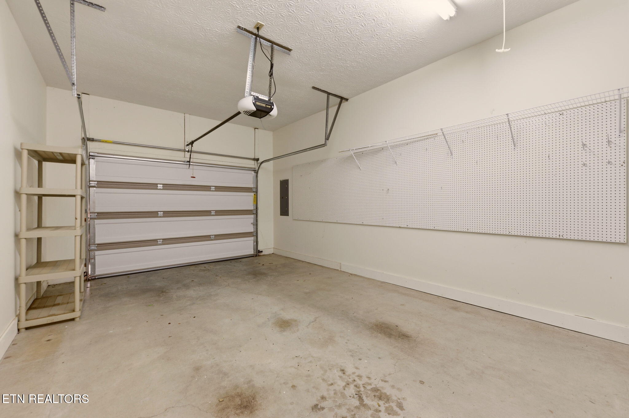 21 Rivers Court Oak Ridge TN 37830